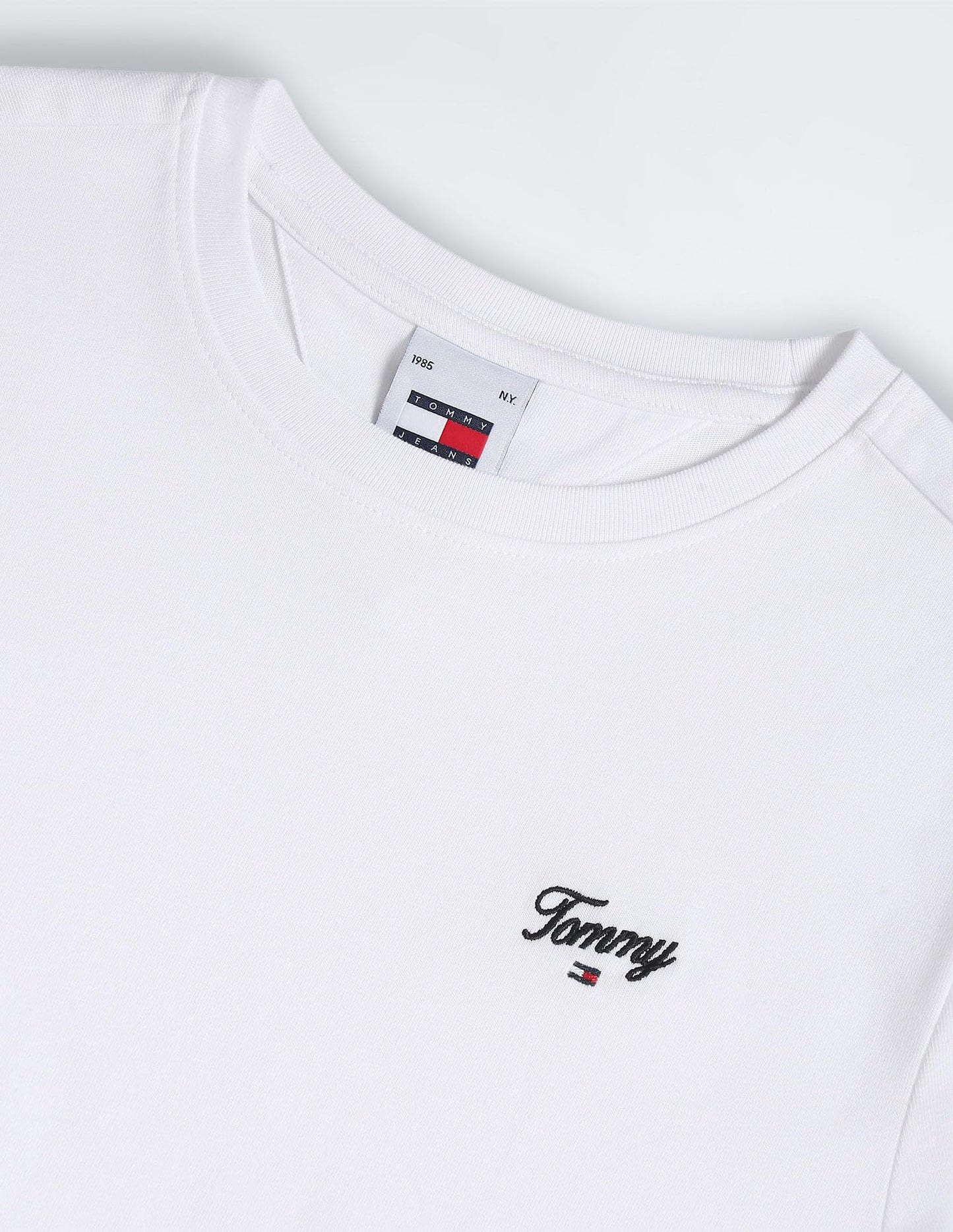 Tommy Hilfiger Womens White Color T-Shirt (M)