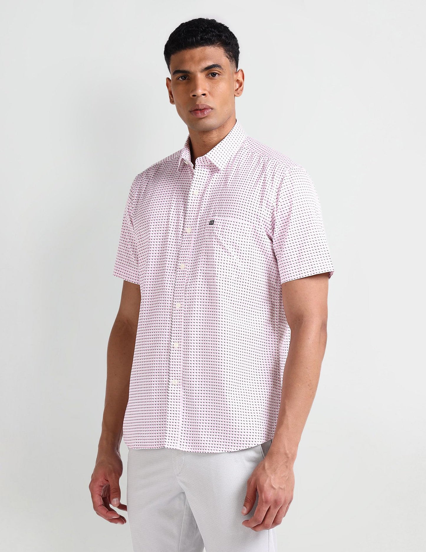 Arrow Short Sleeve Geometric Print Shirt Light Green