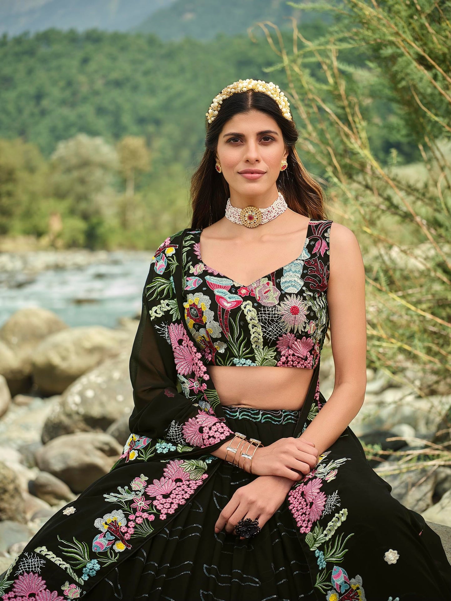 Divine Exim Women's Georgette Semi Stitched Lehenga Choli with Dupatta | Thread and Sequin Embroidery Pattern | Traditional, Wedding, Ethnic Wear Lehenga