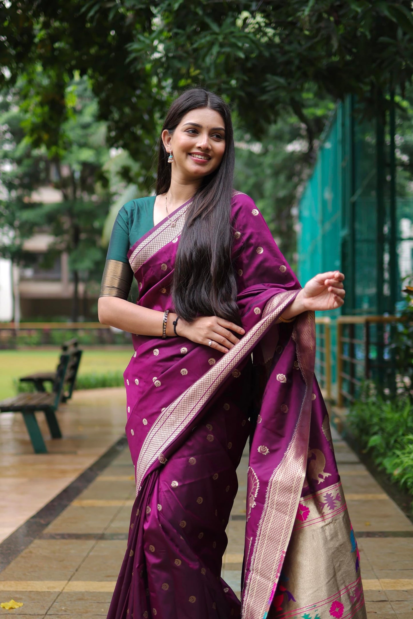 AMIRAT Women's Paithani Silk Saree with Woven Zari | Sari for Women | Kanjivaram Silk Sarees With Blouse (Wine)