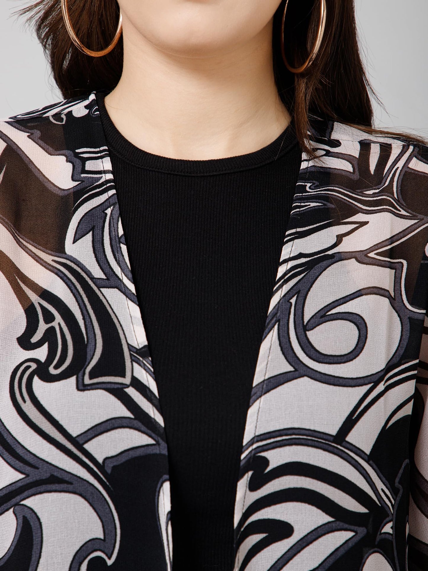 PURYS Women's Black & White Printed Kimono Shrug