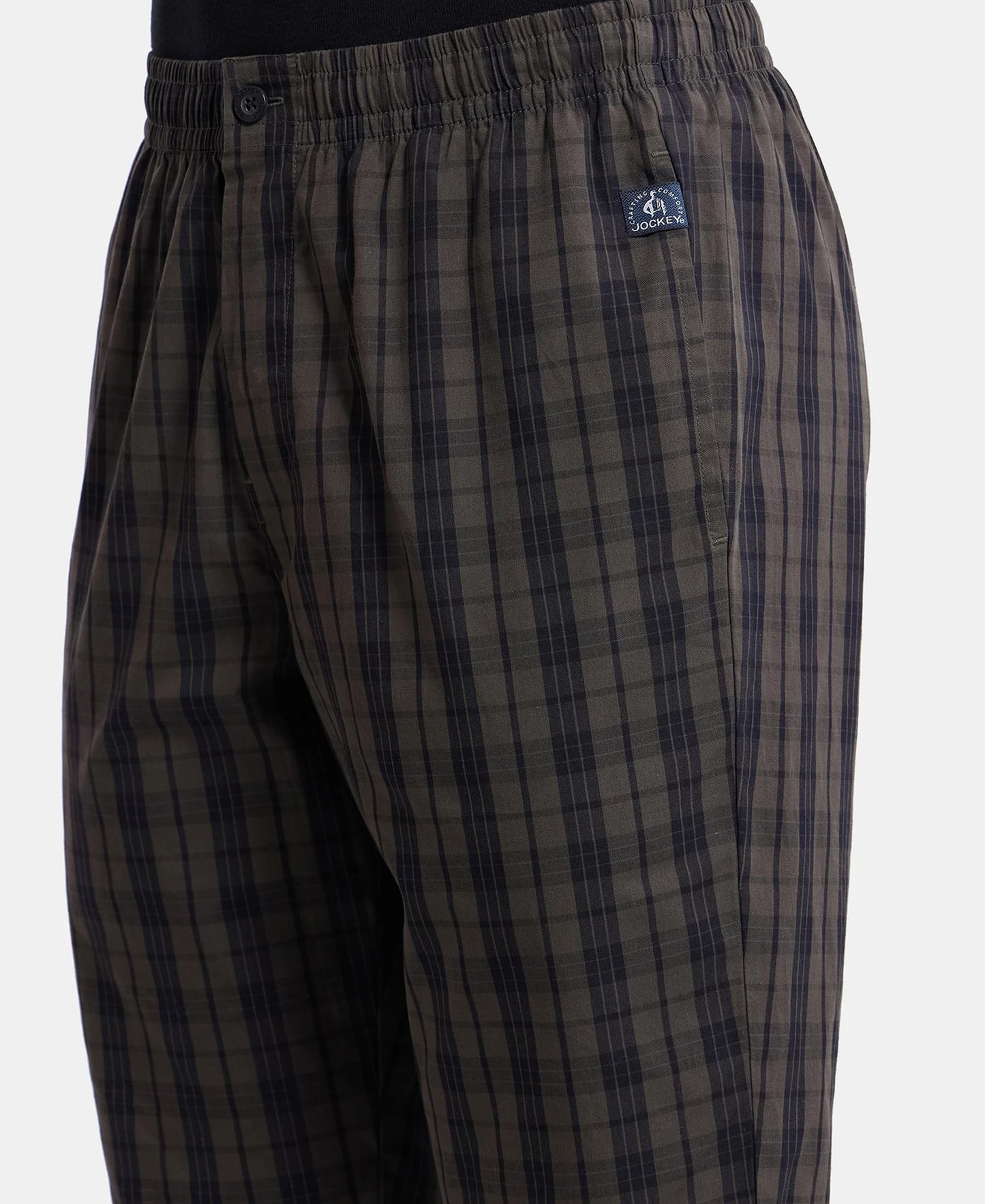 Jockey 9005 Men's Super Combed Mercerized Cotton Woven Fabric Regular Fit Checkered Bermuda with Side Pockets_Black Olive_M