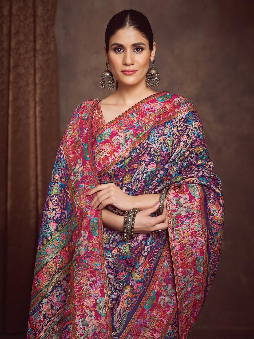 AKHILAM Women's Navy Blue Viscose Silk Ethnic Motif Printed Saree With Unstitched Blouse Piece (MSTANI78B_HS)