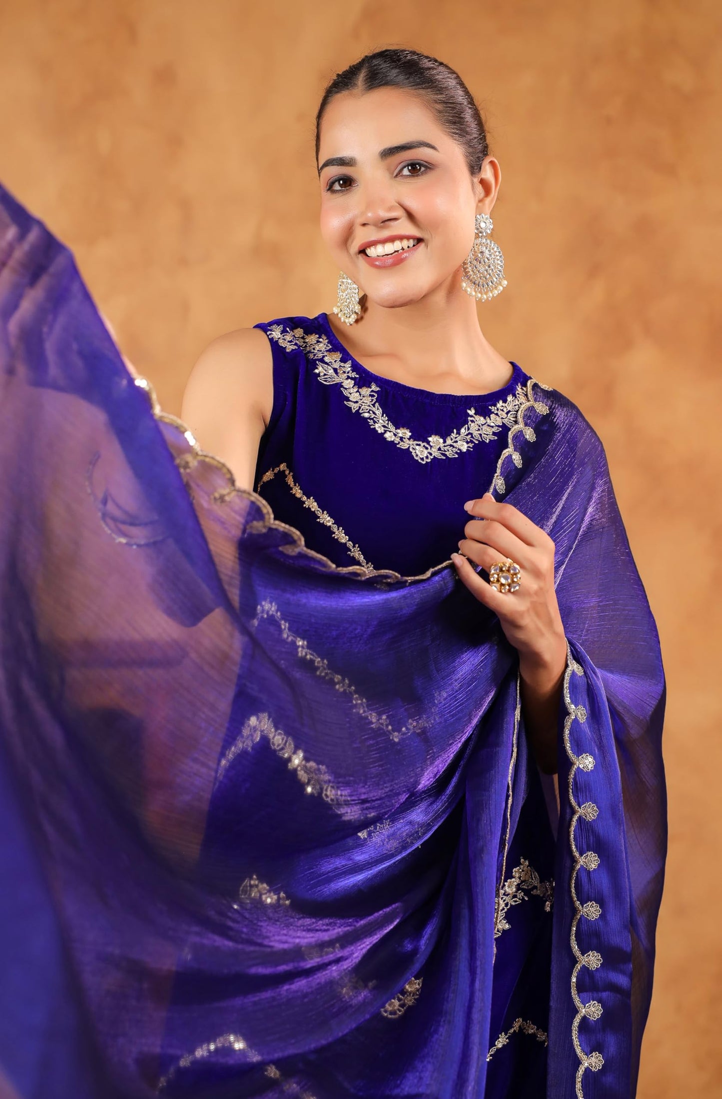 Janasya Women's Royal Blue Velvet Zari Embroidered Straight Kurta Set (JAB24ST00748-XS)