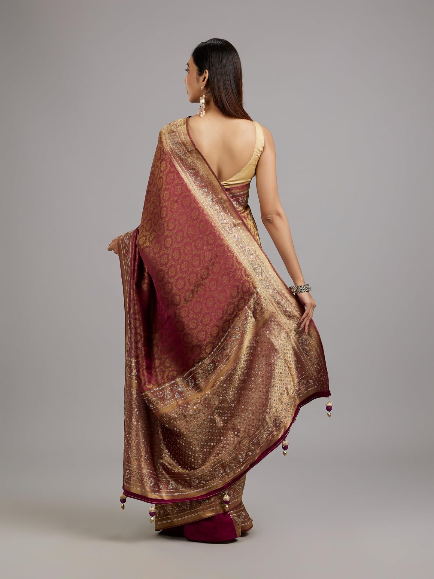 MOHEY Women's Art Silk Zari Weave Saree with Blouse Piece(Wine)