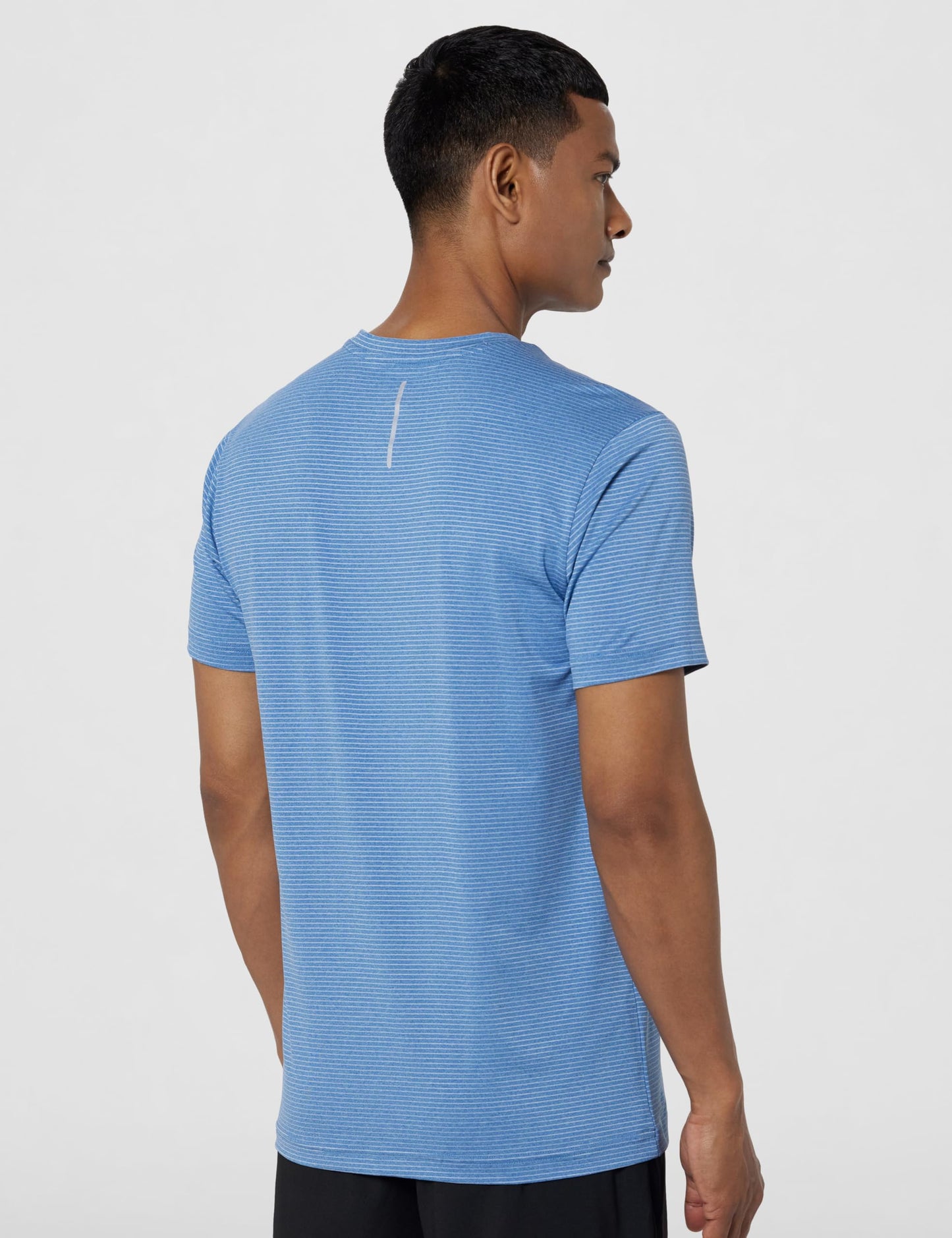 Van Heusen Performance Men T-Shirt - Polyester Spandex - Swift Dry, Crew Neck, Mesh Ventilation_61006_Swiss Blue_L