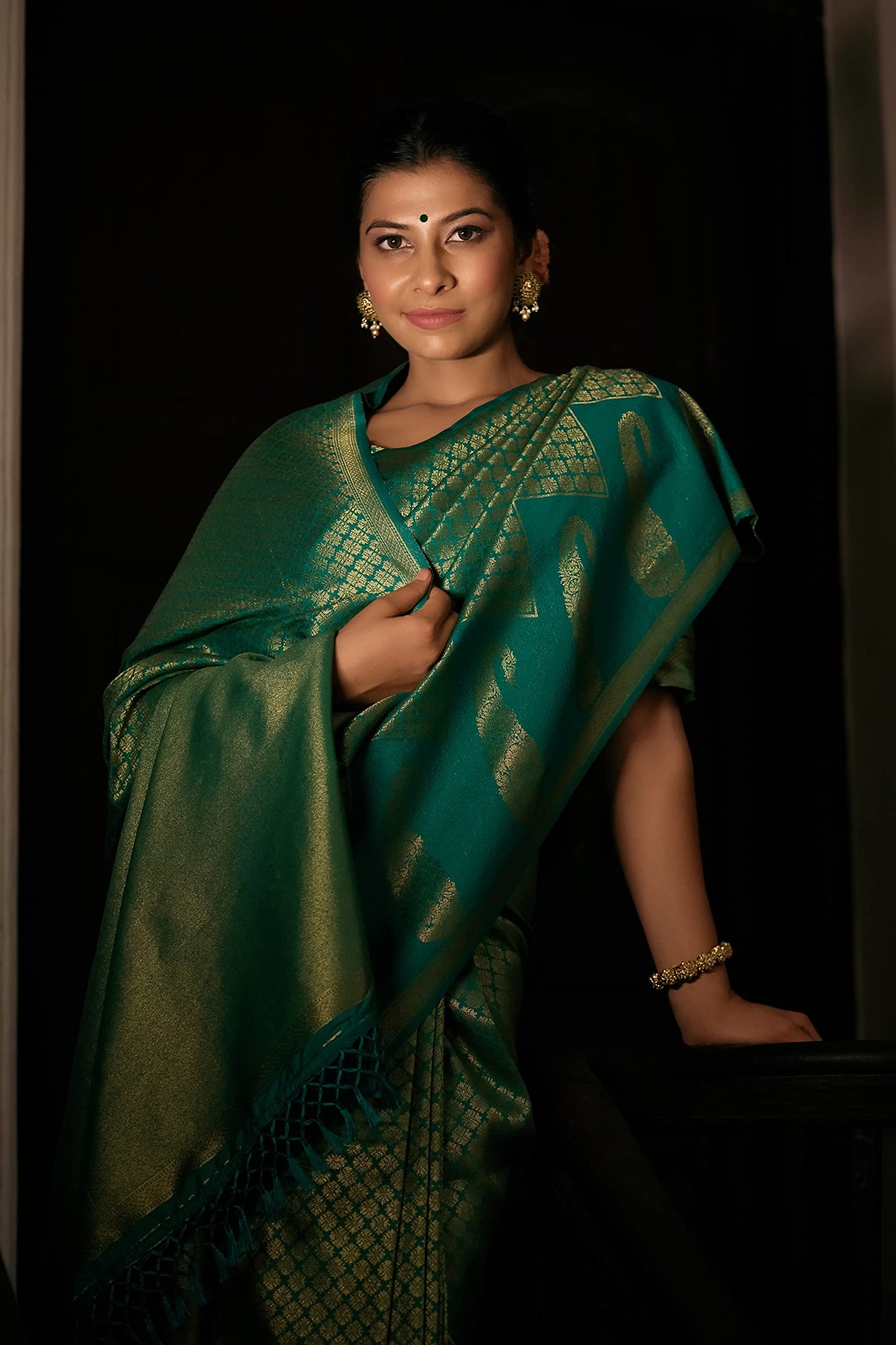 Vardha Women's Kanchipuram Art Saree (Mandakini Silk_Teal Green)