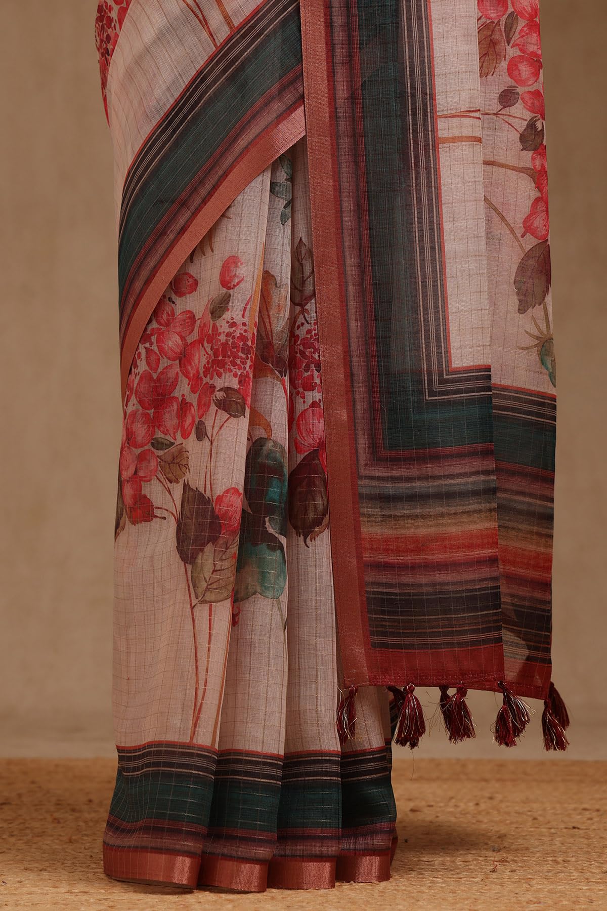 Soch Womens Beige Linen Botanical Print Saree