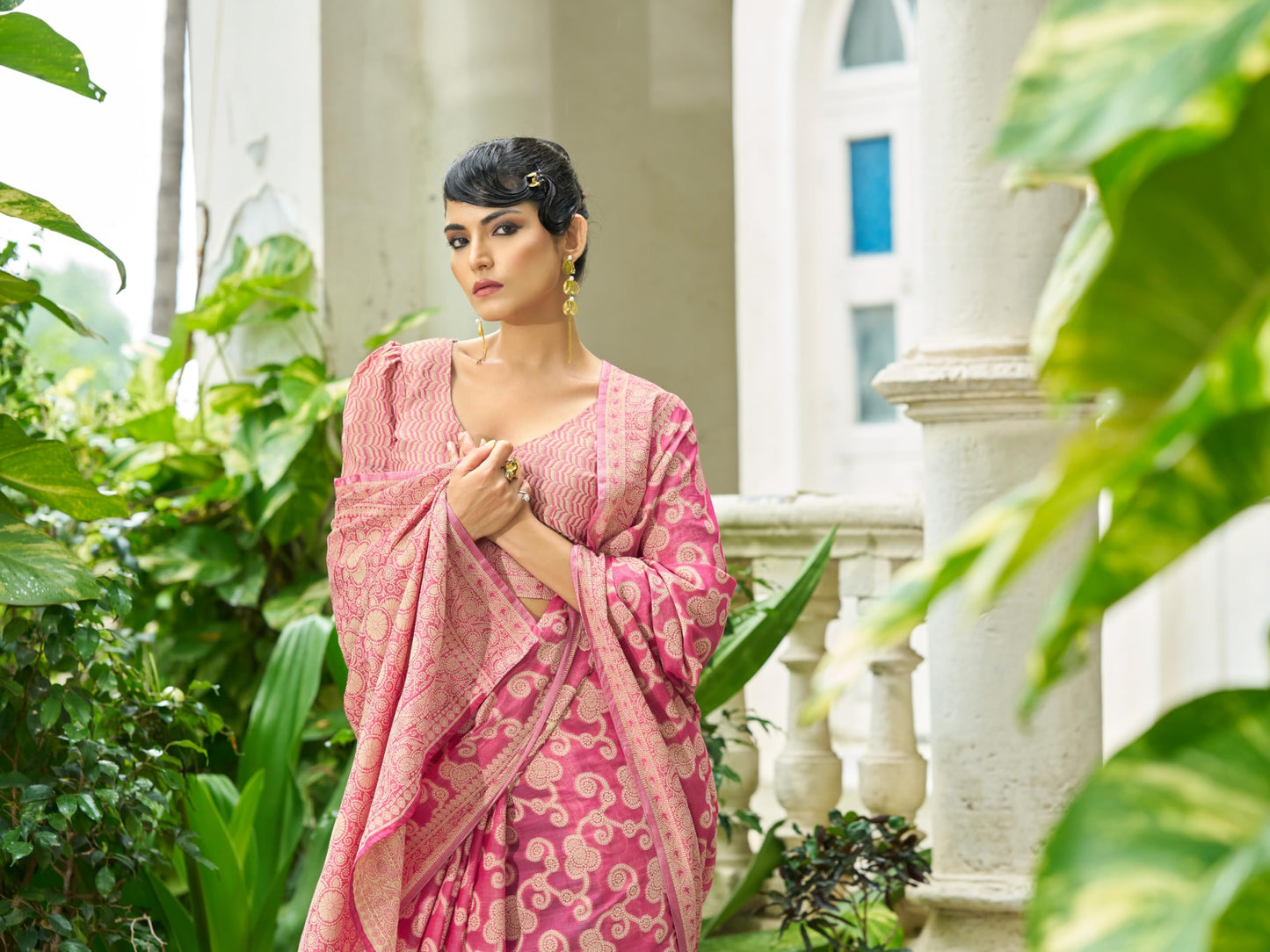 SWORNOF Women's Lucknowi Chikankari Linen cotton Woven Sarees For Women with Blouse sarees for Women (PINK2)