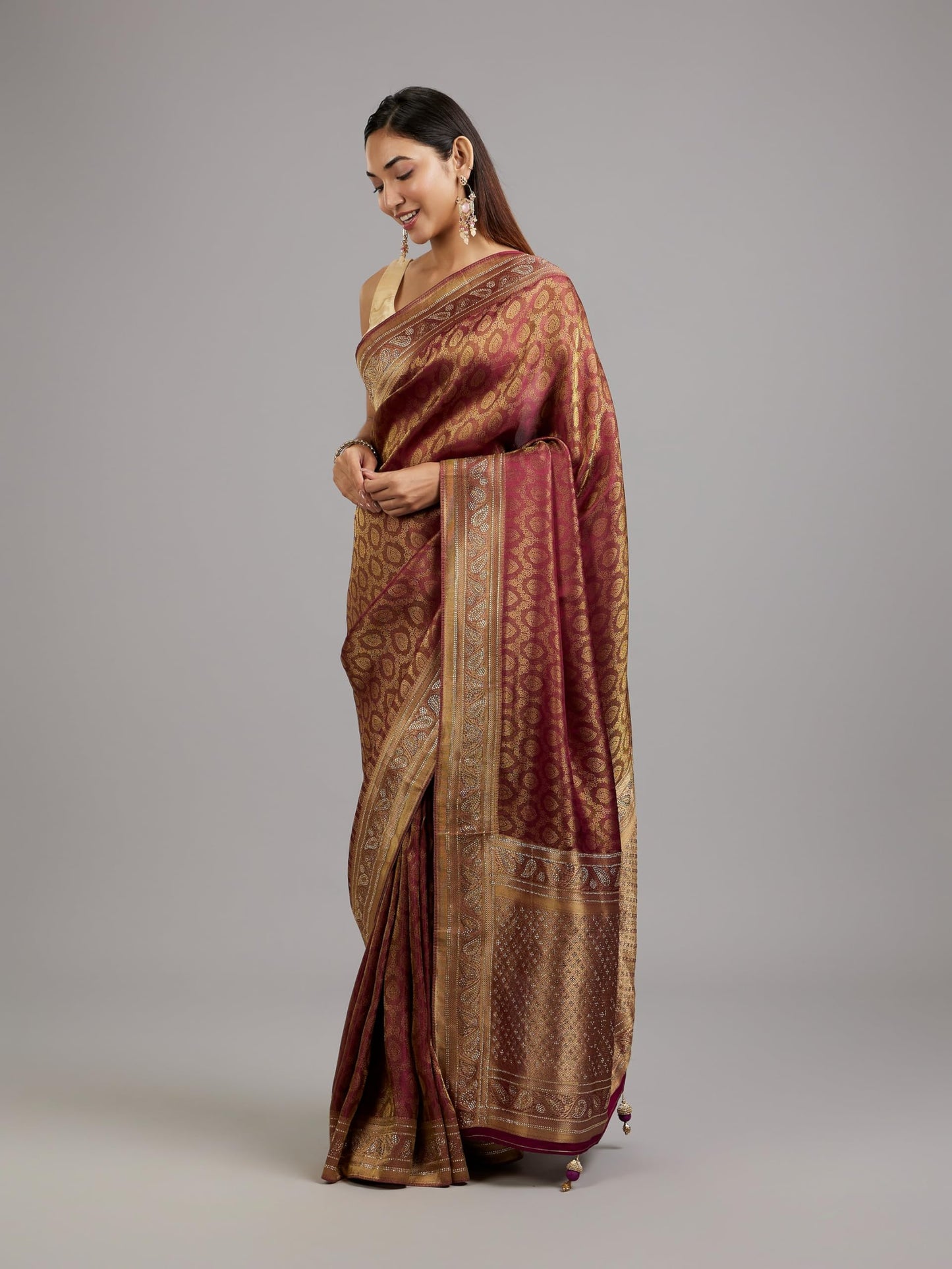 MOHEY Women's Art Silk Zari Weave Saree with Blouse Piece(Wine)