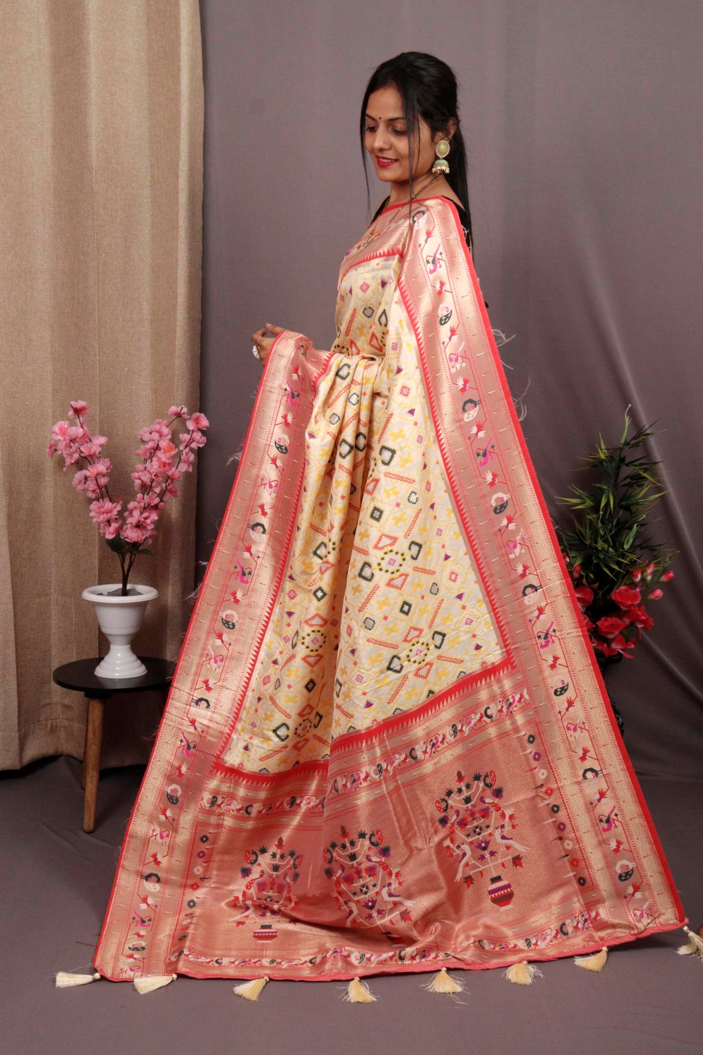 Pandadi Saree Women's Cream Pure Soft Kanchivaram Paithani Silk saree With Unstitched Blouse Piece