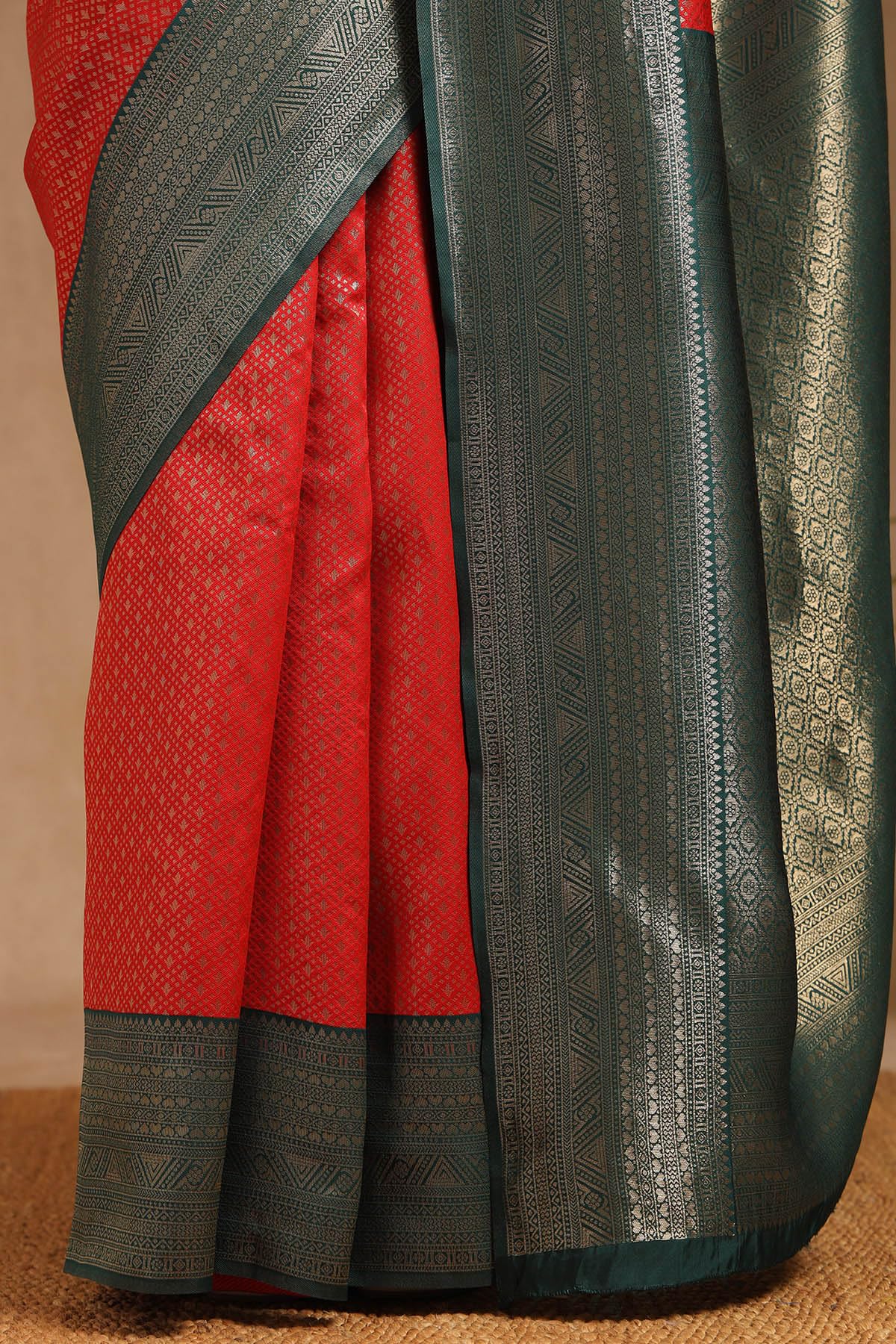 Soch Womens Red Silk Blend Zari Woven Saree With Zari Woven