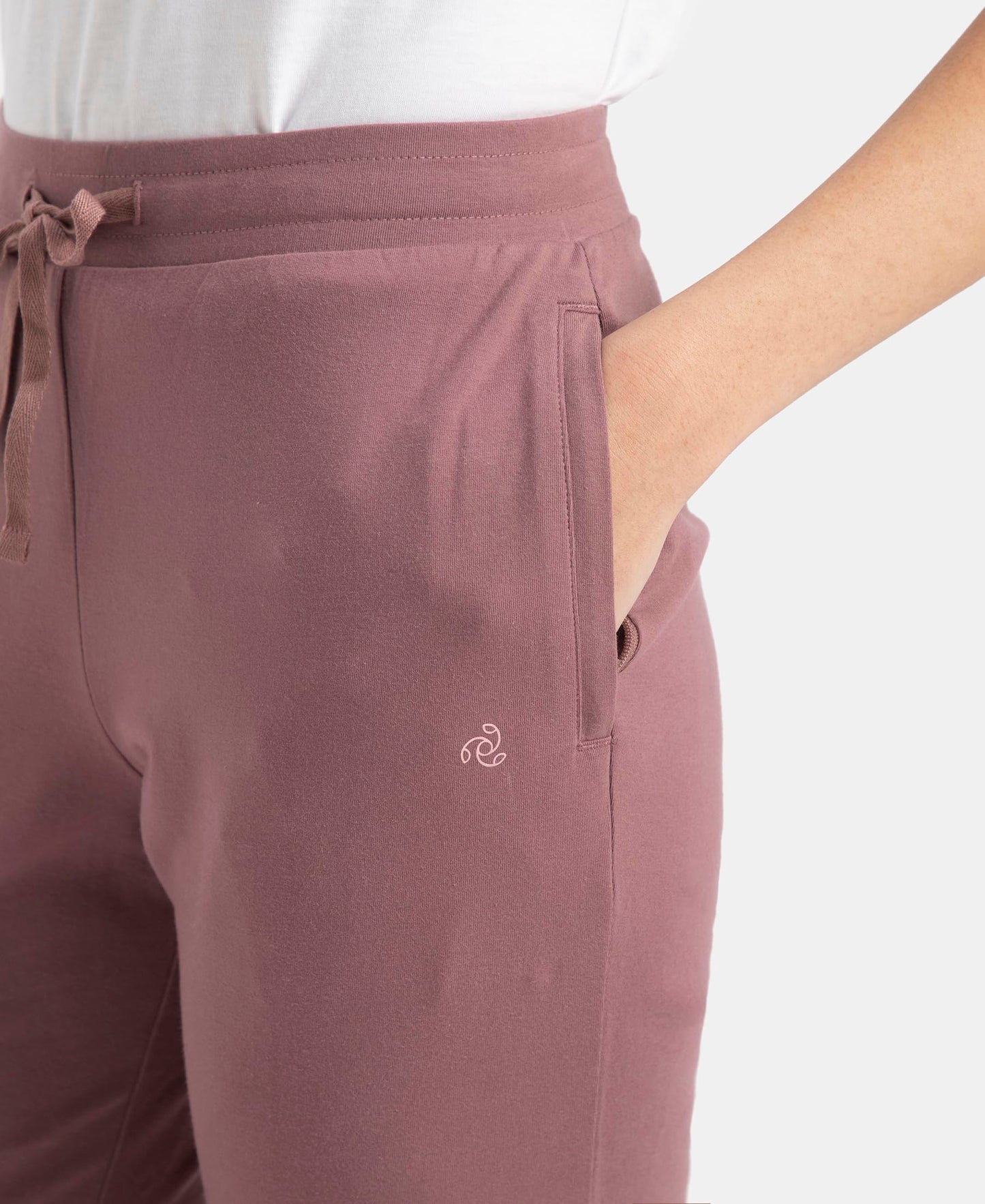 Jockey 1300 Women's Super Combed Cotton Elastane Stretch Slim Fit Capri with Side Pockets_Burnt Rose_XL