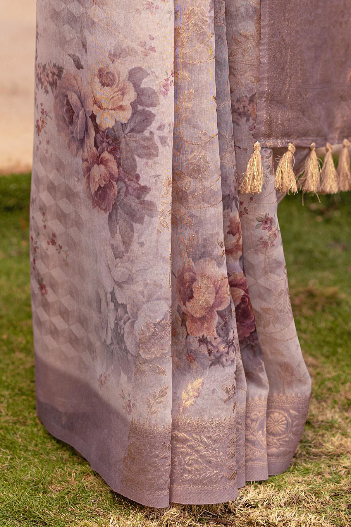 Soch Womens Beige Chanderi Floral Print Saree