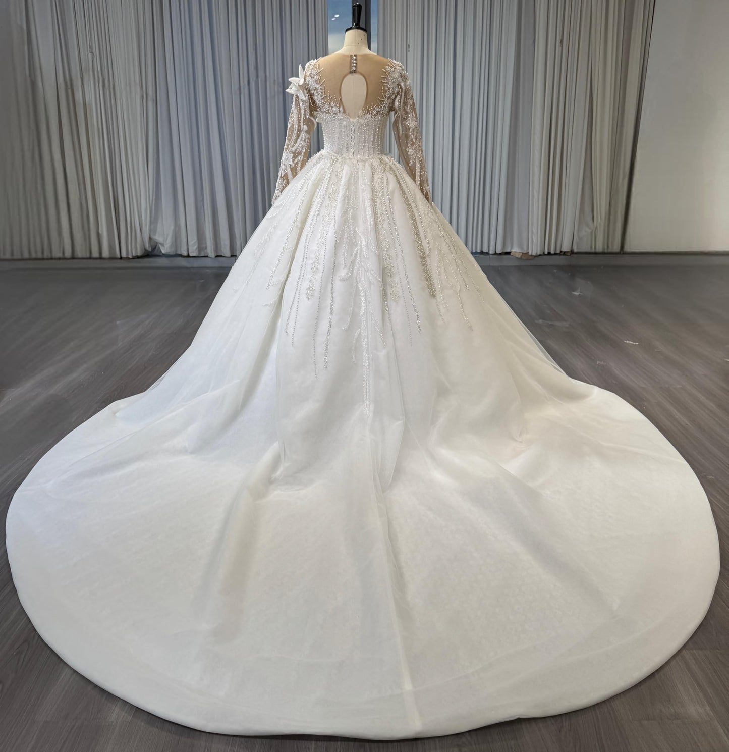 ThreadTexture Designer Hand Embroidered Luxurious Wedding Ball Gown (in, Alpha, 2XL, Plus, Ivory, Designer Shivay)