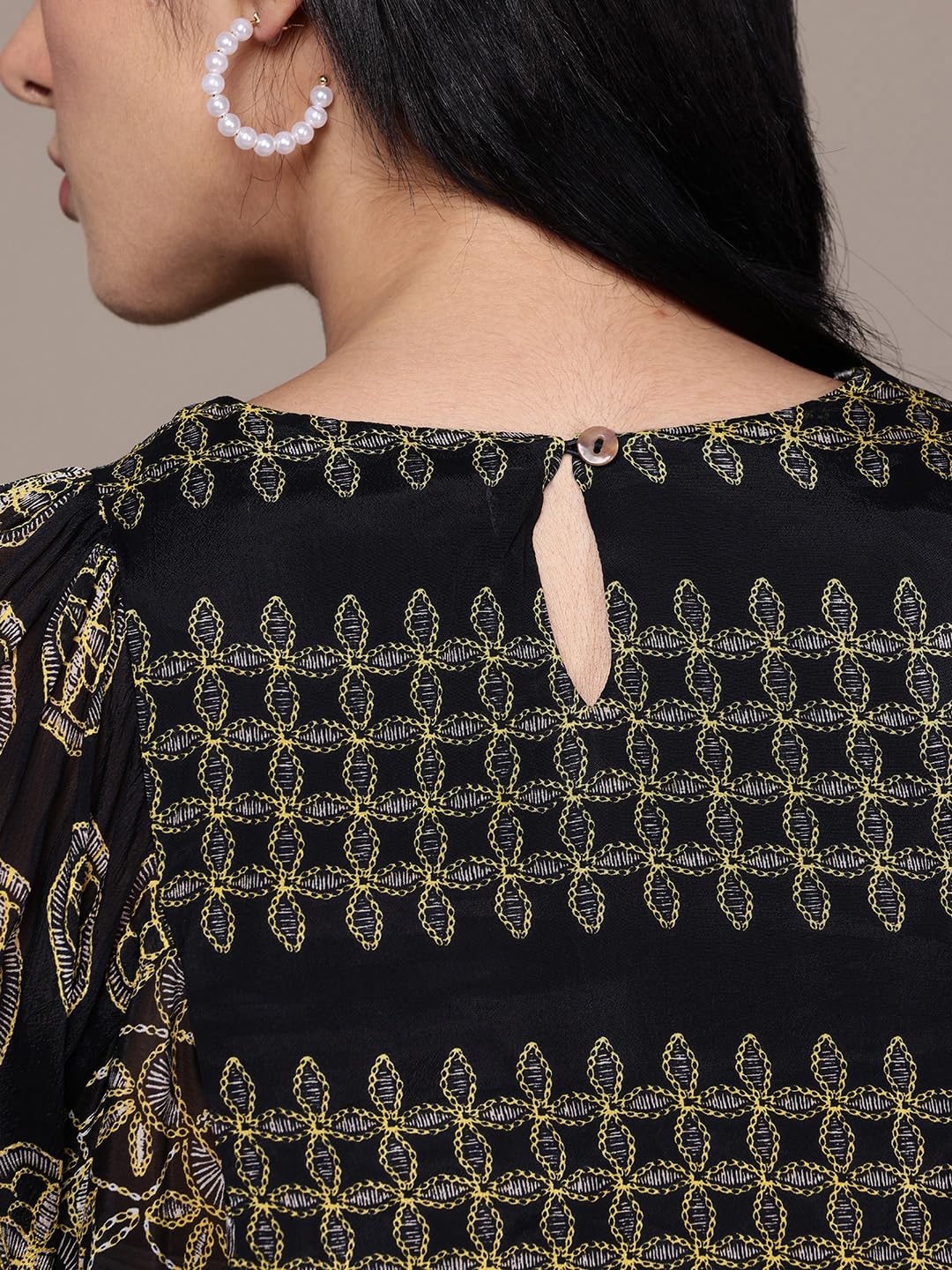 Ritu Kumar Black Saatchi Kurti