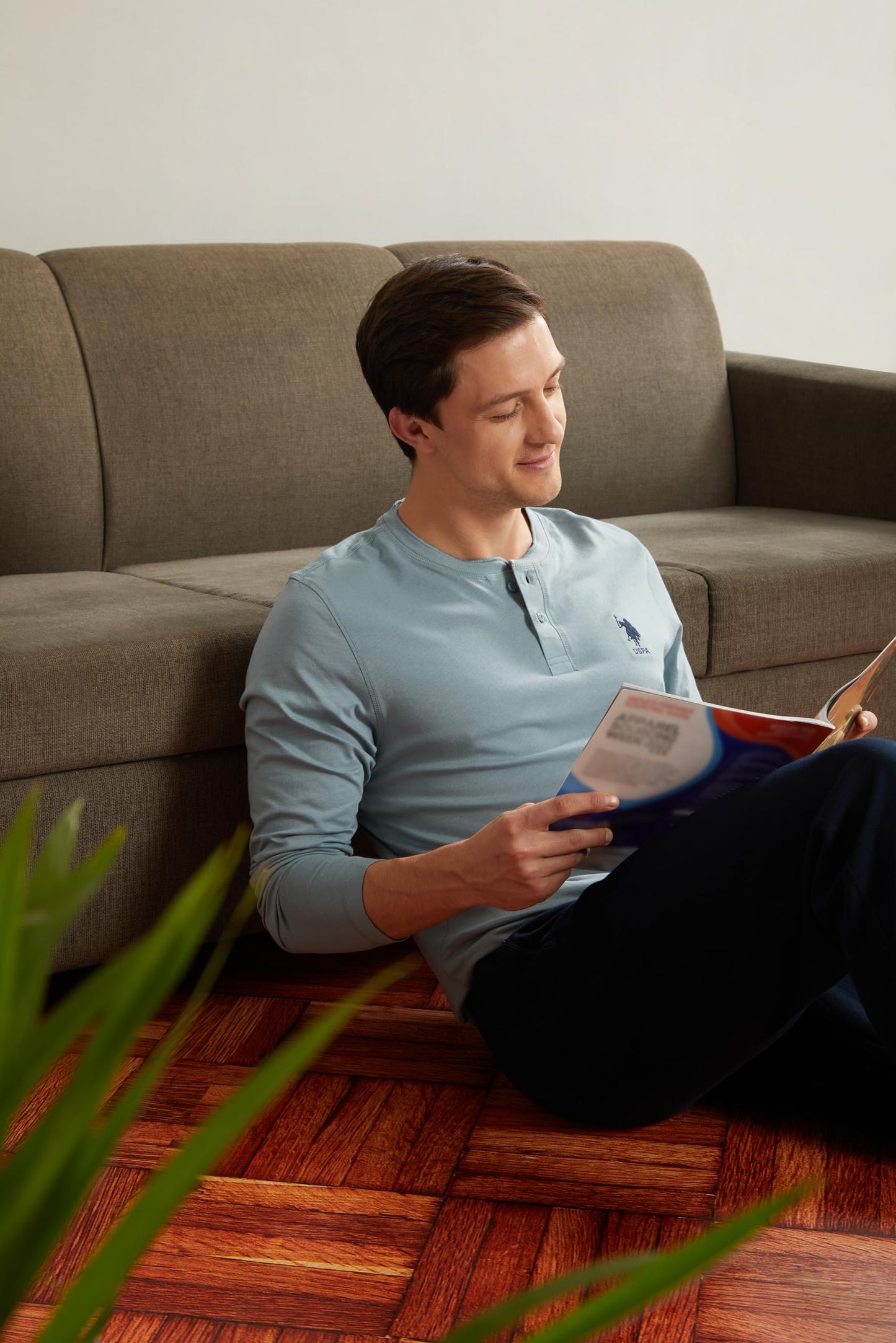 U.S. POLO ASSN. Men's Cotton Regular Fit T-Shirt (I694-Pl_Large,Lead, Grey