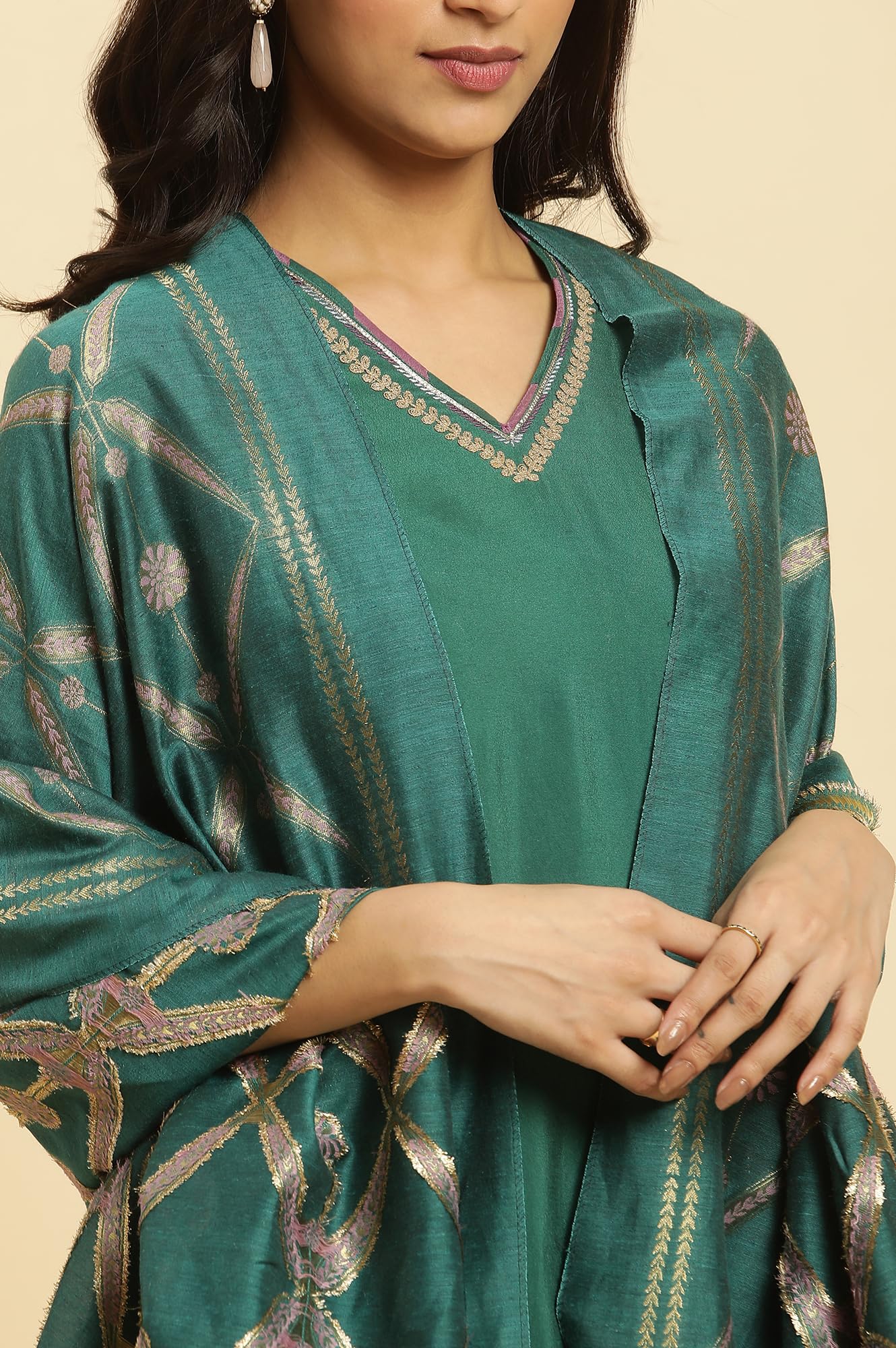 W for Woman Green Solid Kurta, Pants and Jacquard Dupatta_24AUWS19528-220336_S