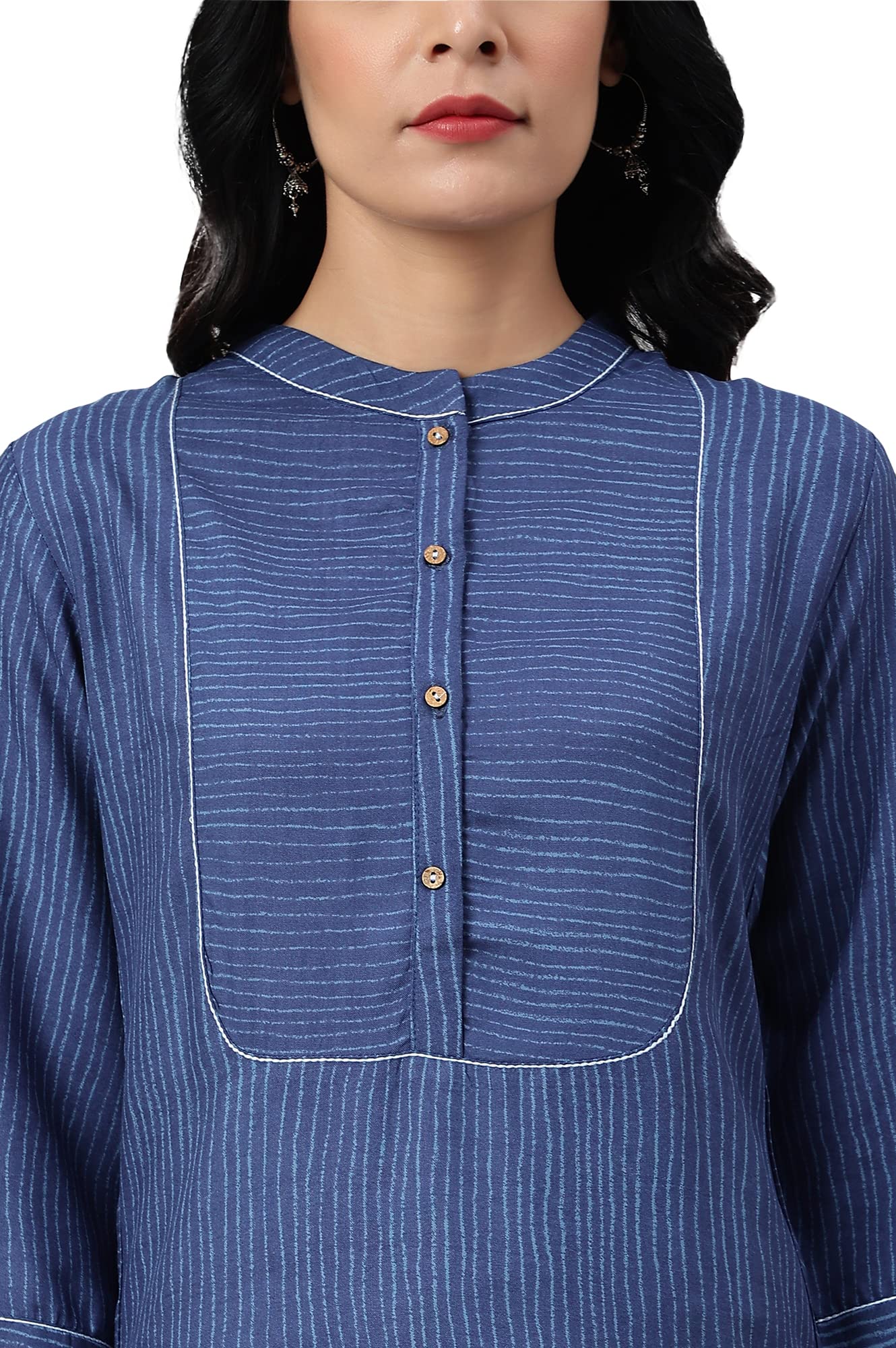 W for Woman Blue Thread Embroidered Rayon Kurta