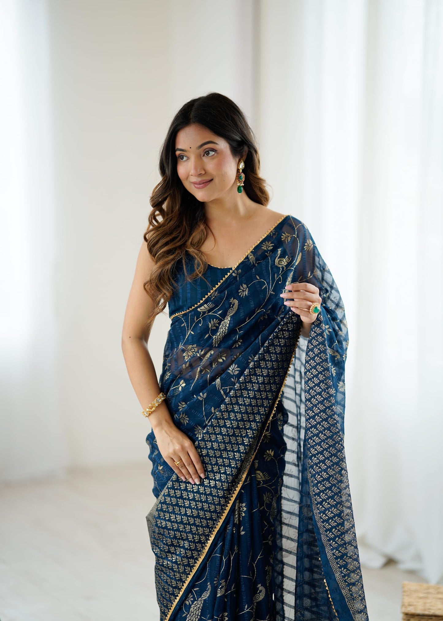 Ekasya Women Georgette Navy Blue Floral Pattern Printed Work Saree With Unstitched Blouse (E5677_5)