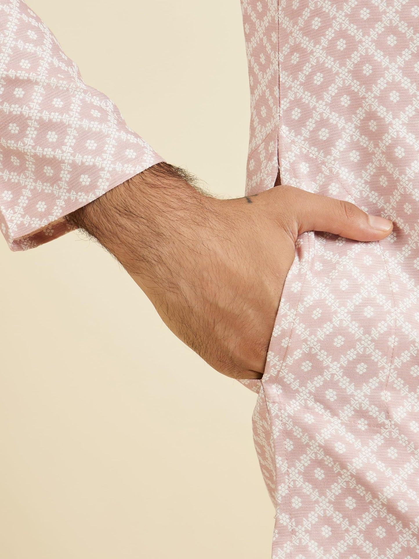 Manyavar Men's Art Silk Jacquard Embroidered Kurta Pyjama Set (Pink,L)