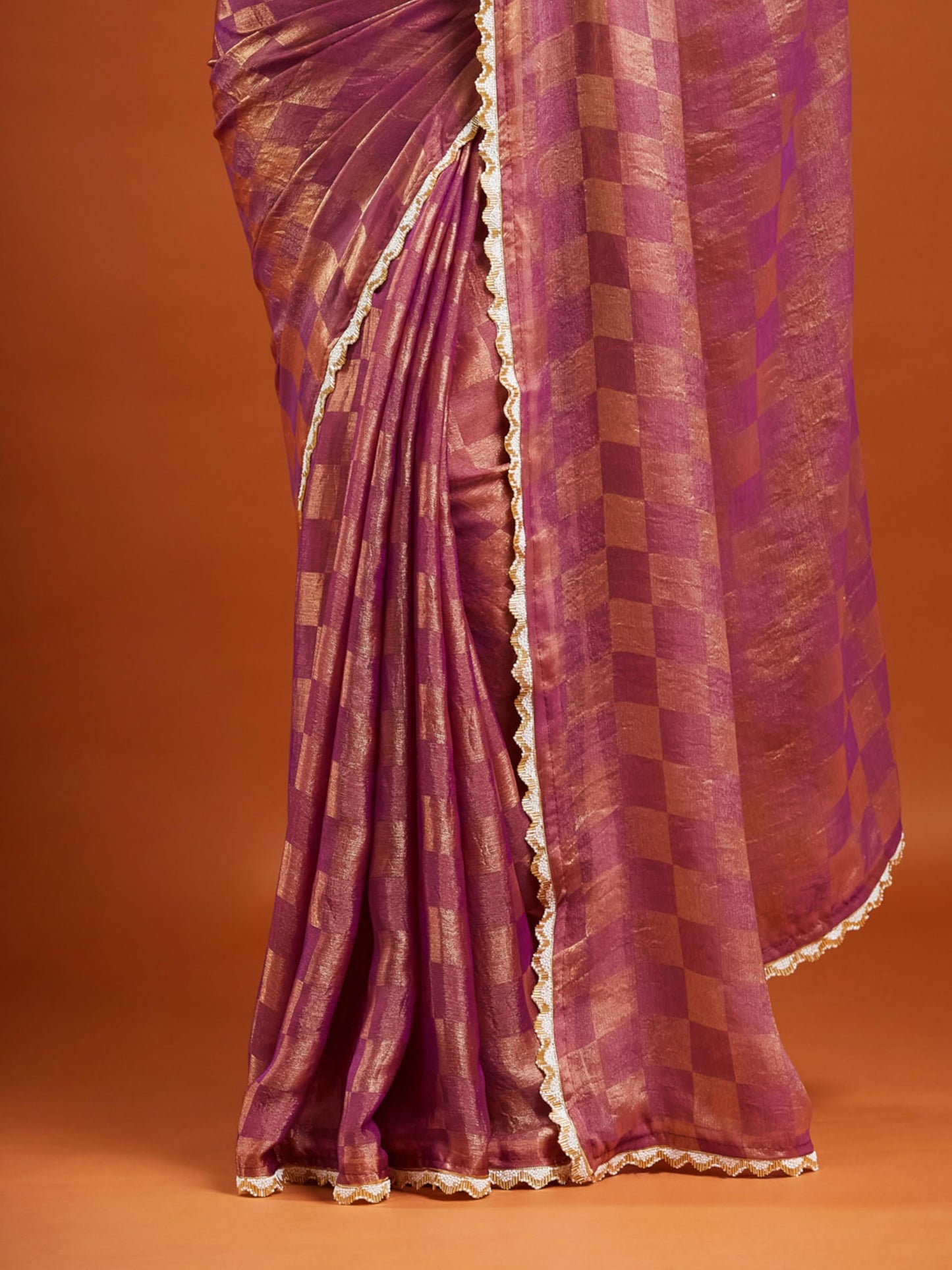LOROFY Women's Zimmy Choo Silk Blend Saree with Sequin Embroidered Lace Border, Checked Zari Detailing & Unstitched Banglori Blouse Piece (Fandy Box 0.2-Wine_Wine_Free Size)