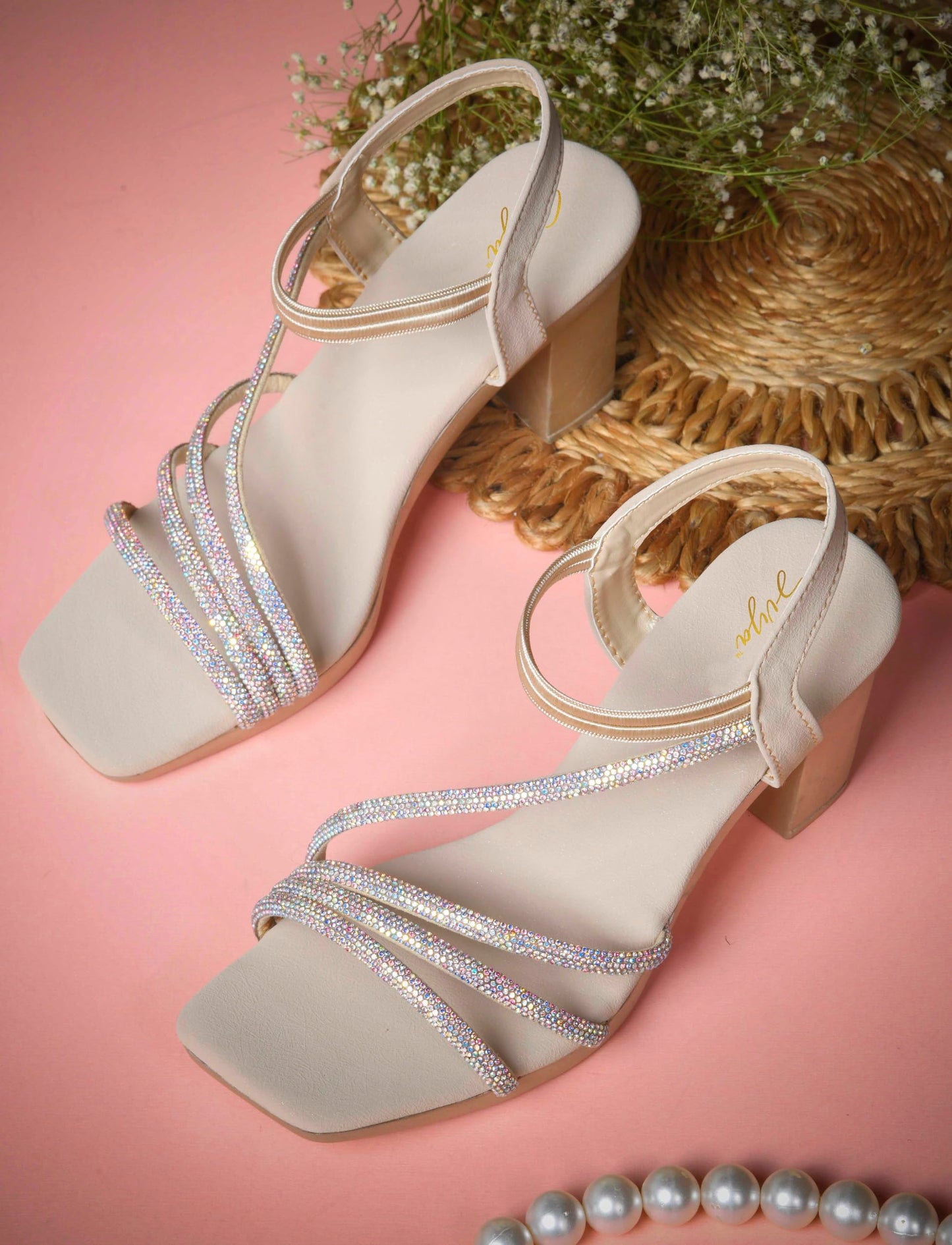 SVYA Comfortable Heel Sandals for Women and Girl. (Golden, UK Footwear Size System, Adult, Women, Numeric, Medium, 7)