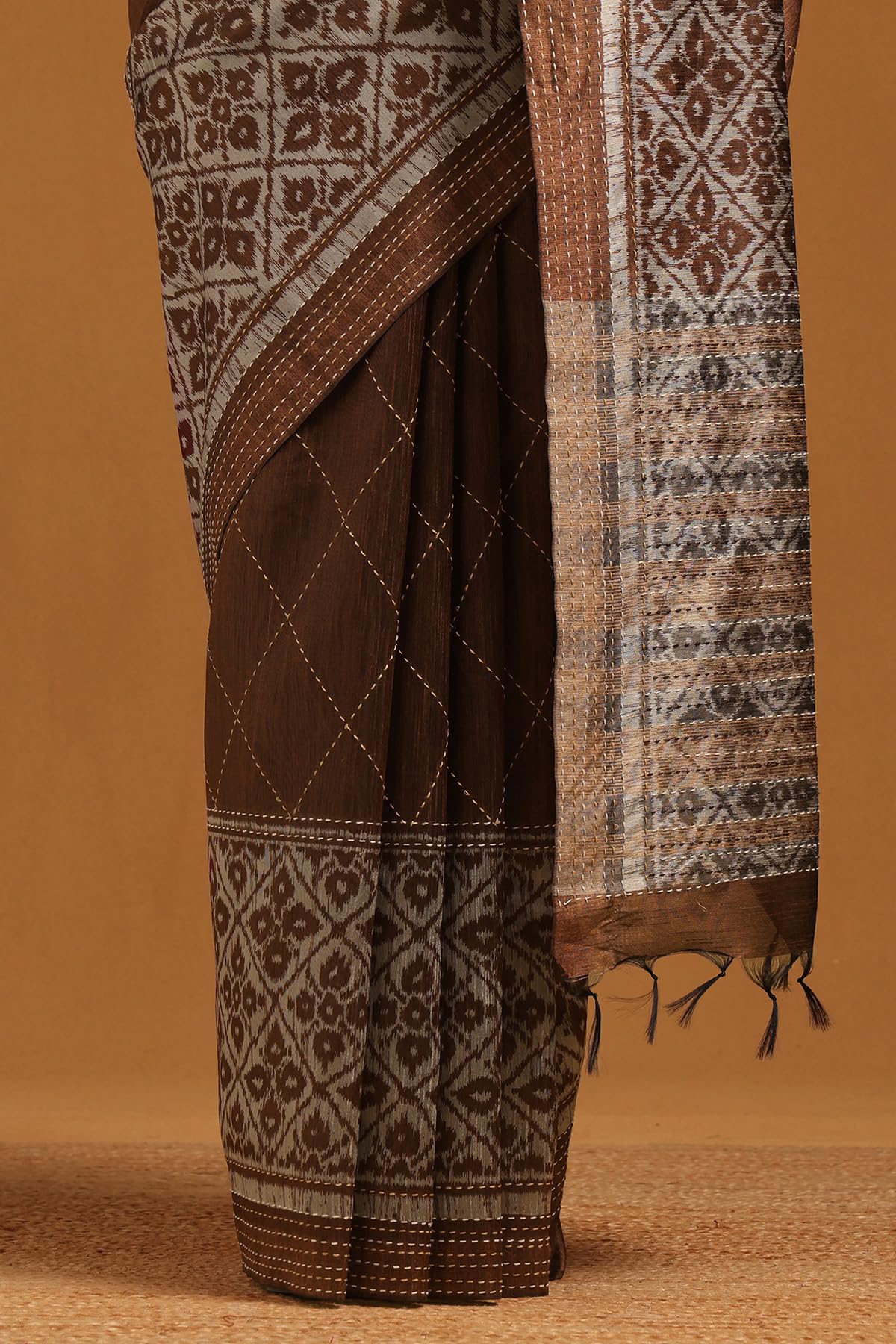Soch Womens Brown Tussar Geometric Saree With Kantha Embroidery