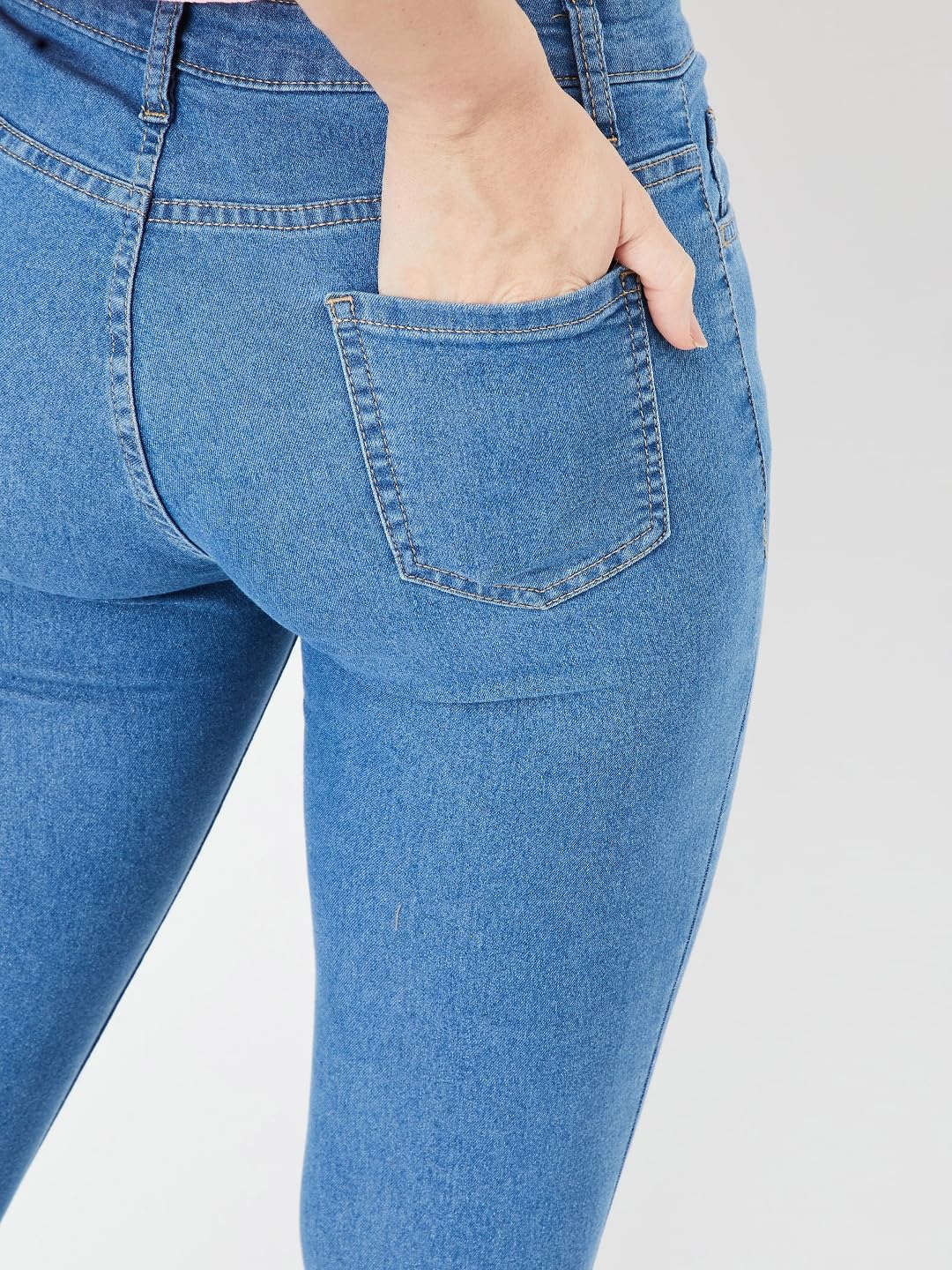 Max Women's Regular Jeans (NOOSN2SF2EPP_Mid Blue