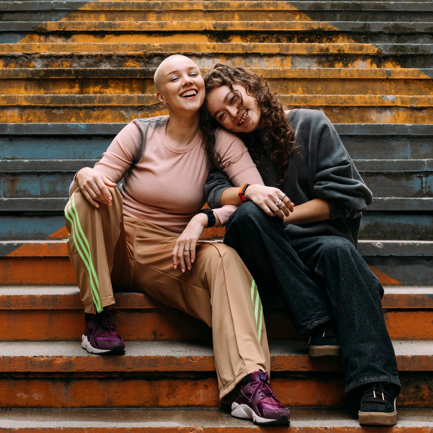 Polar Loop – Screen-Free Wellness Tracker with 24/7 Heart Rate, Sleep & Activity Tracking, 8-Day Battery, No Subscription, Black