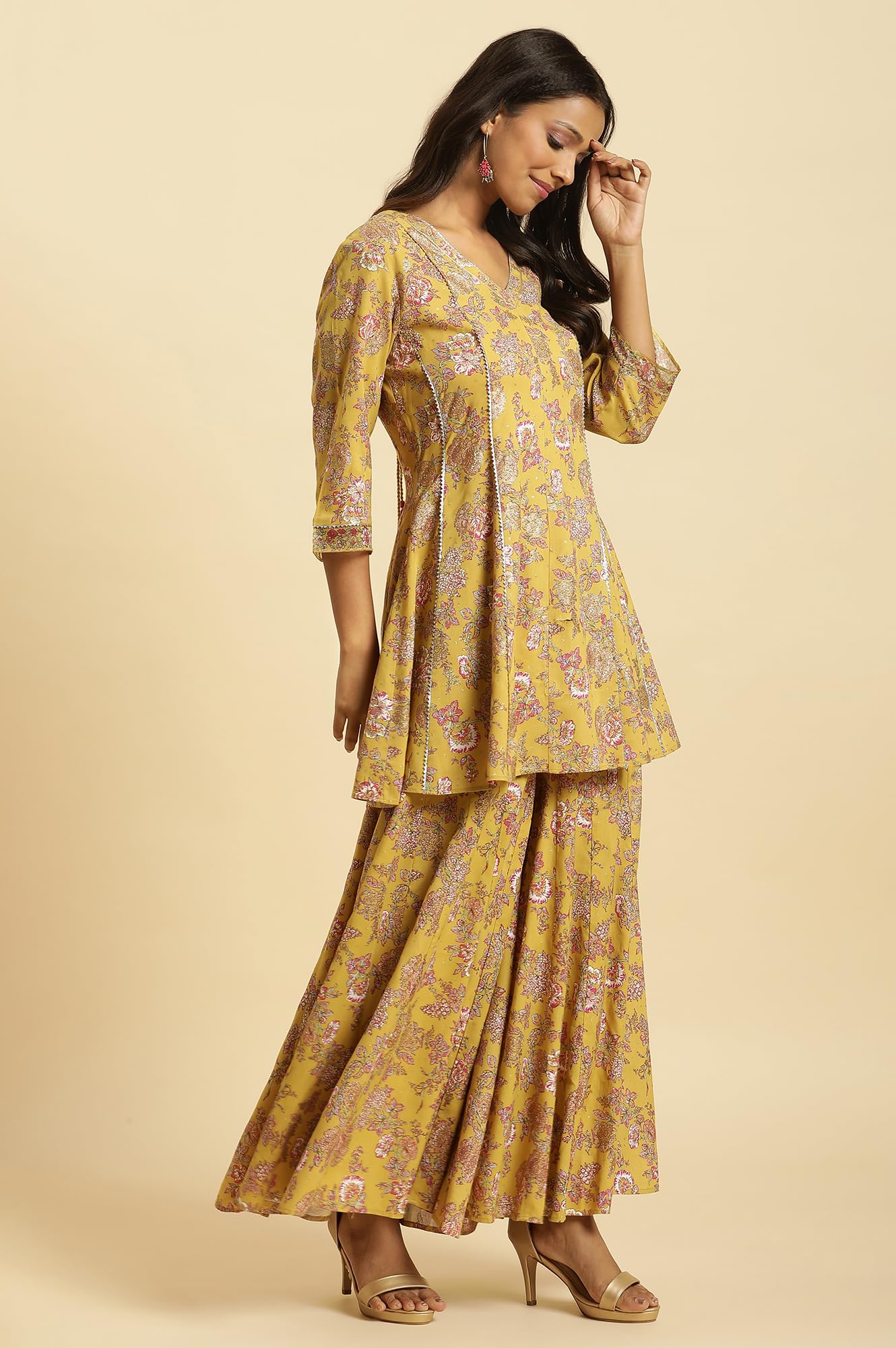 W for Woman Yellow Floral Printed Short Flared Kurta, Sharara and Dupatta Set_24AUWS19717-121051_2XL
