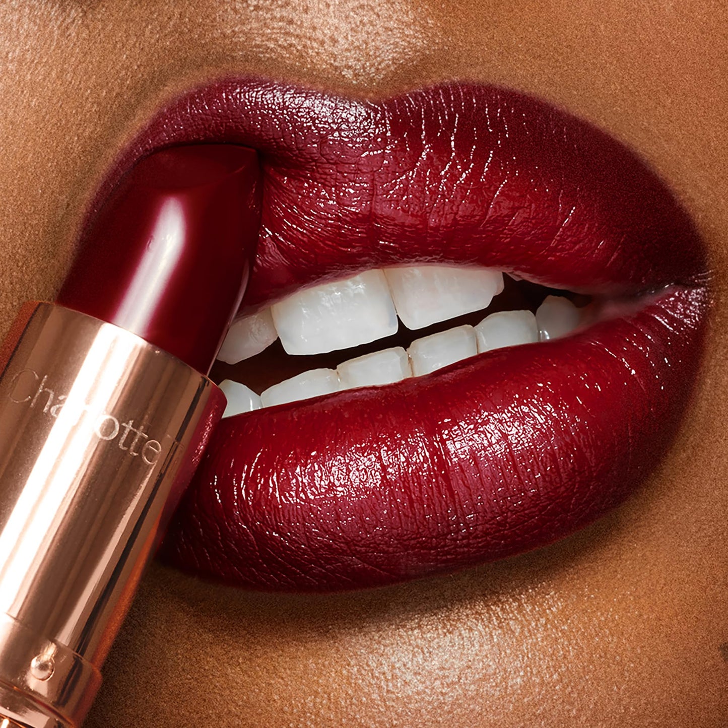 Charlotte Tilbury K.I.S.S.I.N.G. Kissing Fallen From the Lipstick Tree - Night Crimson - Full Size