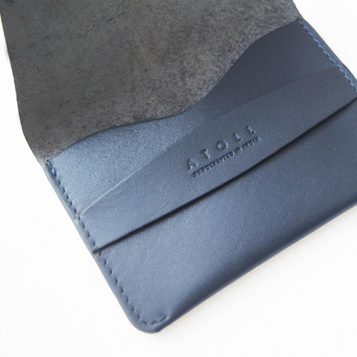 Atoll Leather Wallet for Men | Men’s Minimalist Loop Wallet | Top Grain Leather Stylish Credit Card Holder | Cash Compartment | Slim Card Holder
