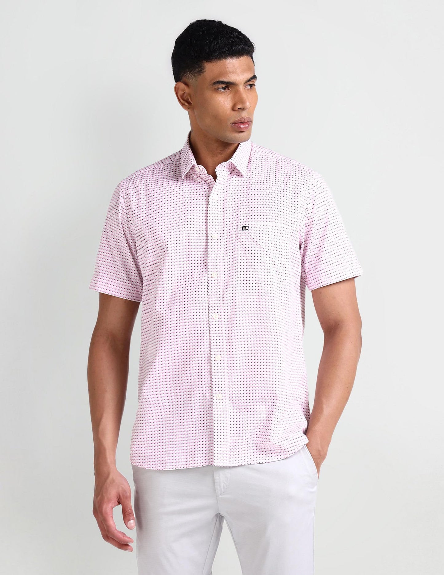 Arrow Short Sleeve Geometric Print Shirt Light Green