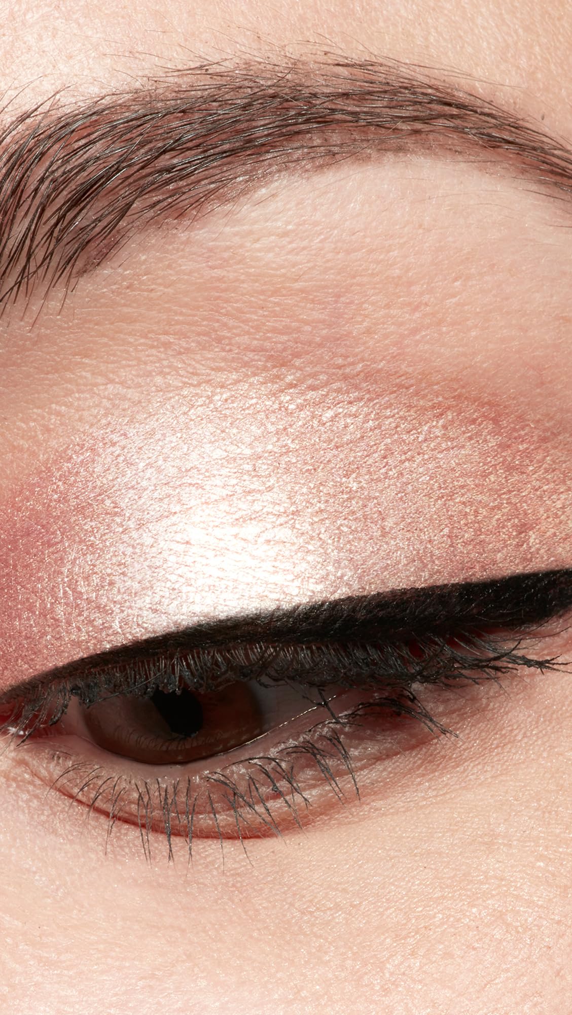 Stila Cosmetics Shimmer & Glow Liquid Eye Shadow – Kitten | Long-Lasting, High-Shimmer Finish with Lightweight, Water-Infused Formula for Smooth, Non-Tacky Wear