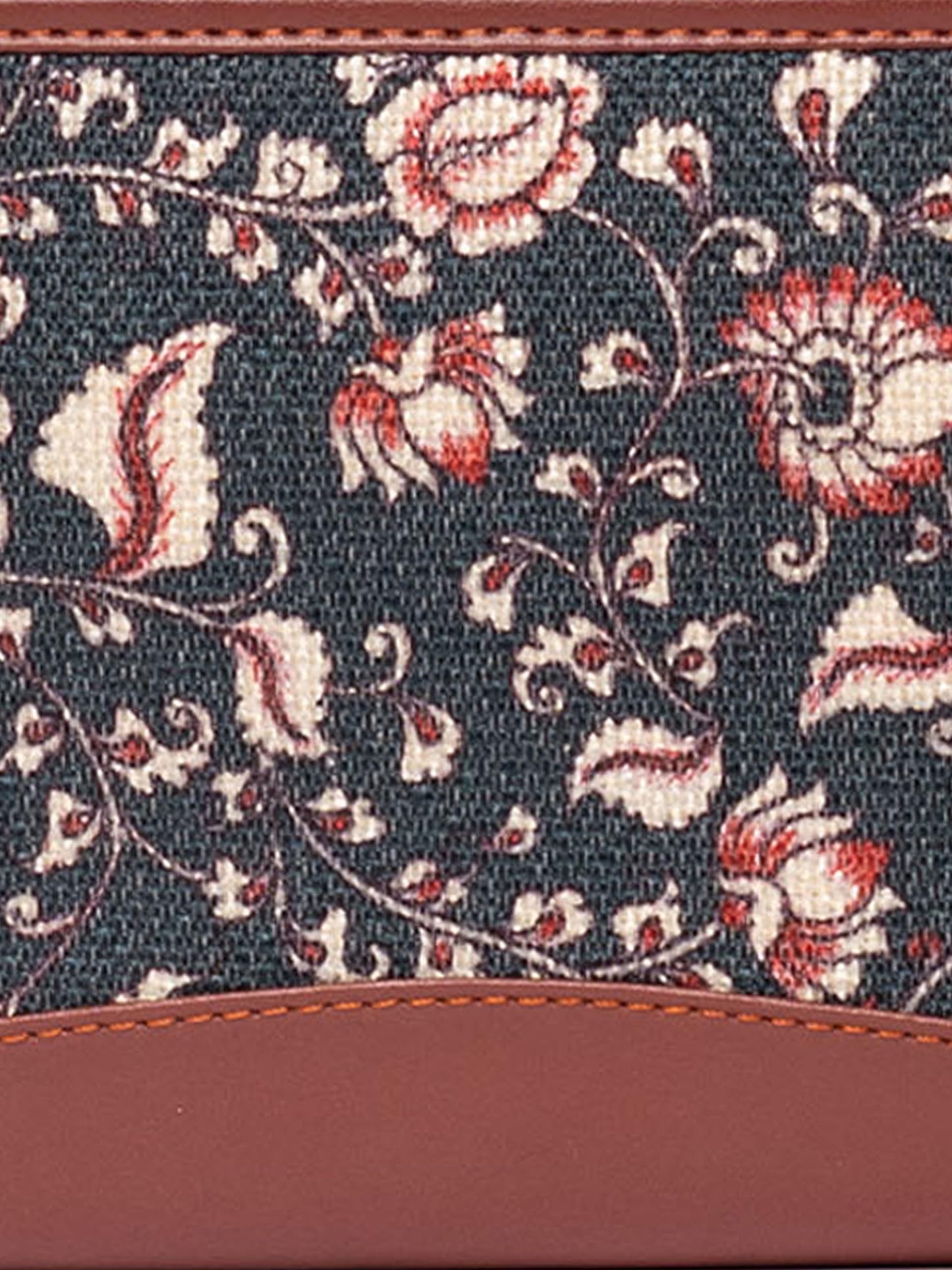 ZOUK Women's Handcrafted Blue Kalamkari Classic Chain Wallet for Mobile Phones