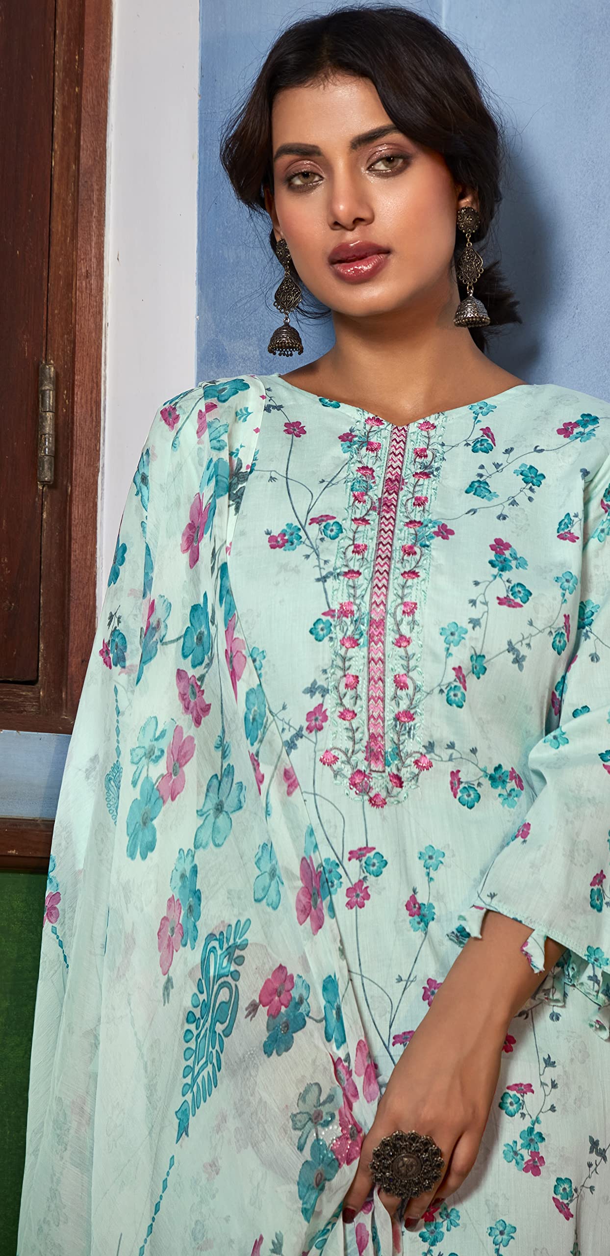 DRAVINAM Trends Unstitch Embroidered Women Kurta with Pant & Chiffon Dupatta