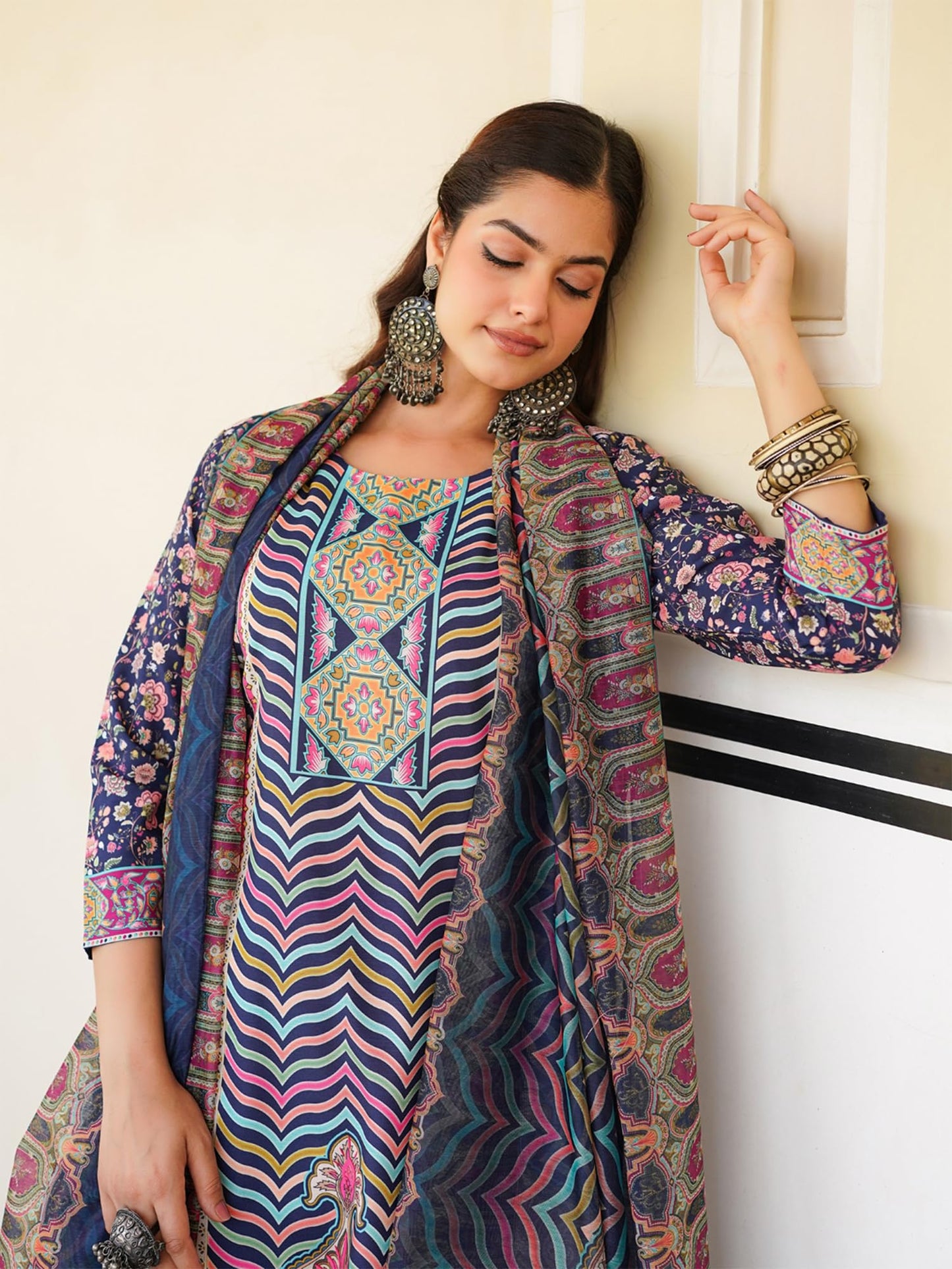 Vaamsi Women's Blue Rayon Printed Straight Kurta Pants With Dupatta Set | Festive Straight Kurta Set For Women | Printed Salwar Suit For Women (SKSKD3049, XL)