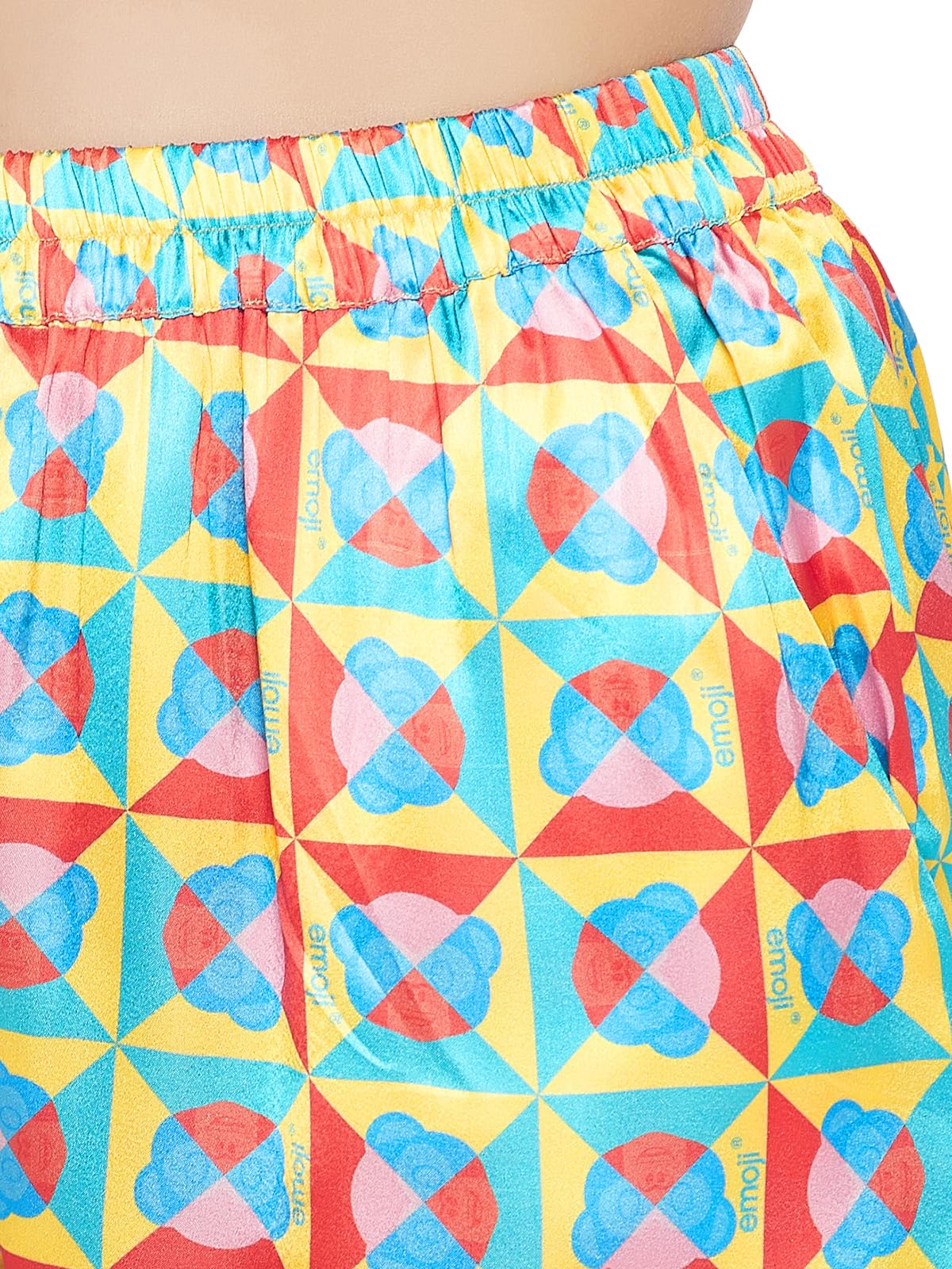 Clovia Women's Satin Printed 3 Piece Nightwear Set (LS0666P19_Multi_XL) Multicolour