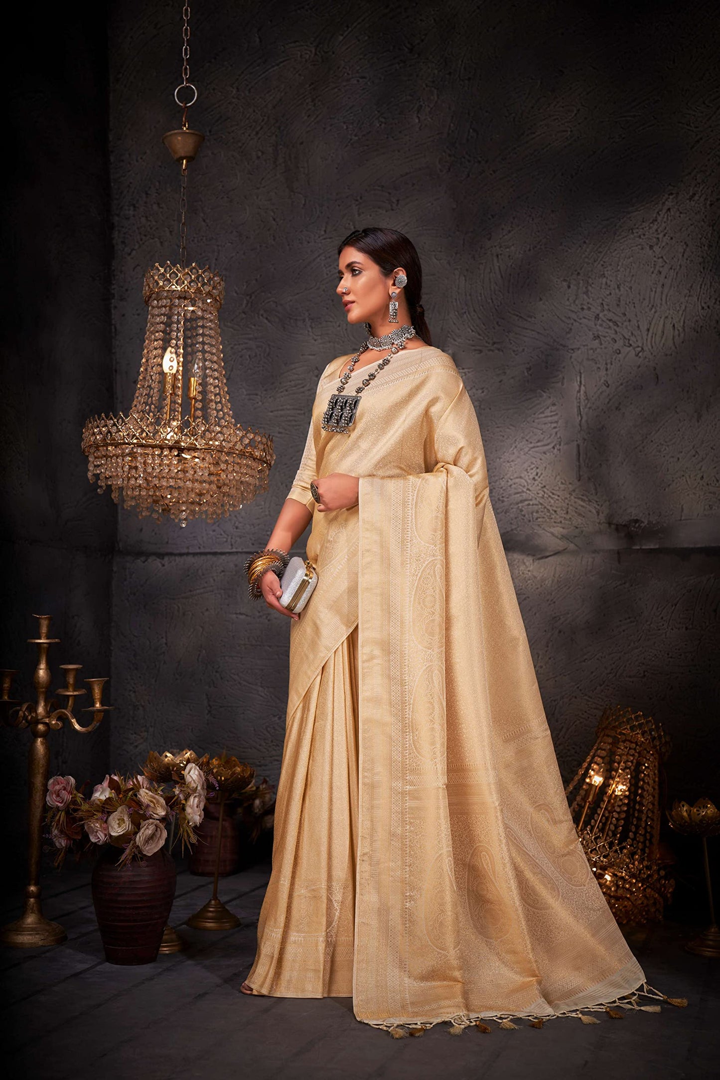 Vardha Women's Kanchipuram Art Silk Saree with Unstitched Blouse Piece - Gold Zari Woven Work Sarees for Wedding (Aashni Silk_521)