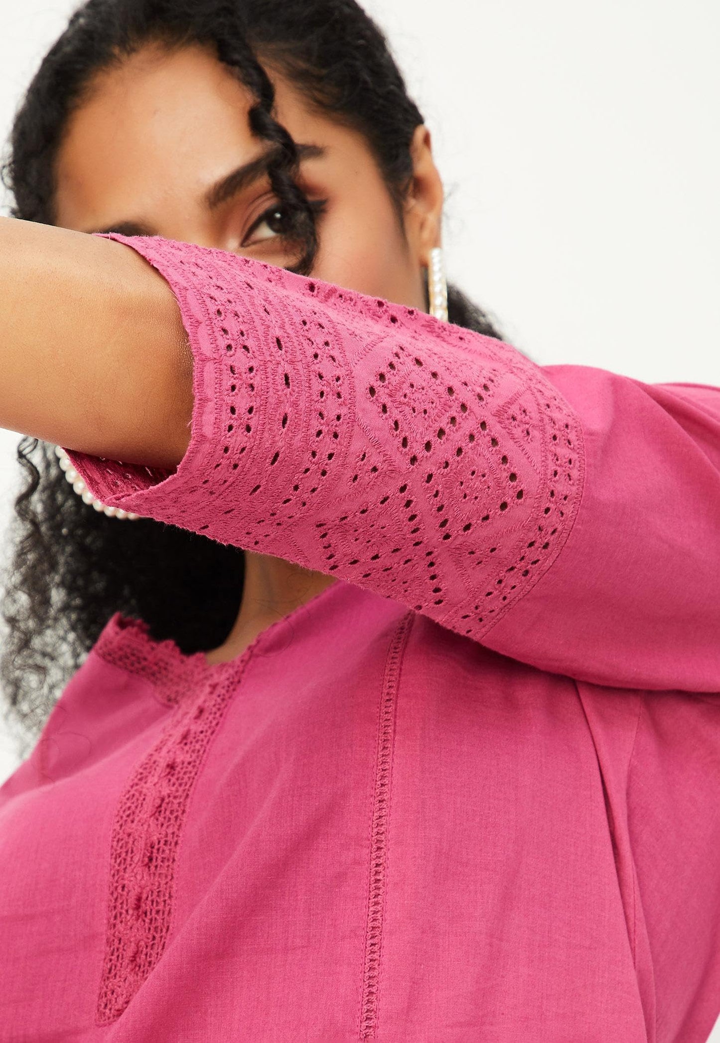 Max Cotton Women Schiffli Regular Fit Straight Kurta (WWNE41001PINK)_Large