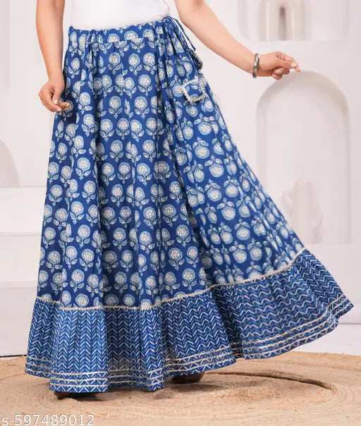 Maquien Women's Printed Flared Skirt