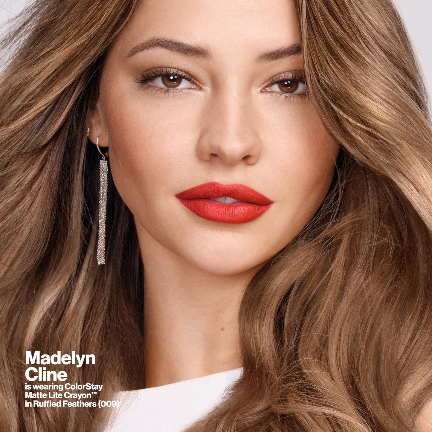 Revlon ColorStay Matte Lite Crayon Lipstick with Built-in Sharpener, Smudgeproof, Water-Resistant Non-Drying Lipcolor