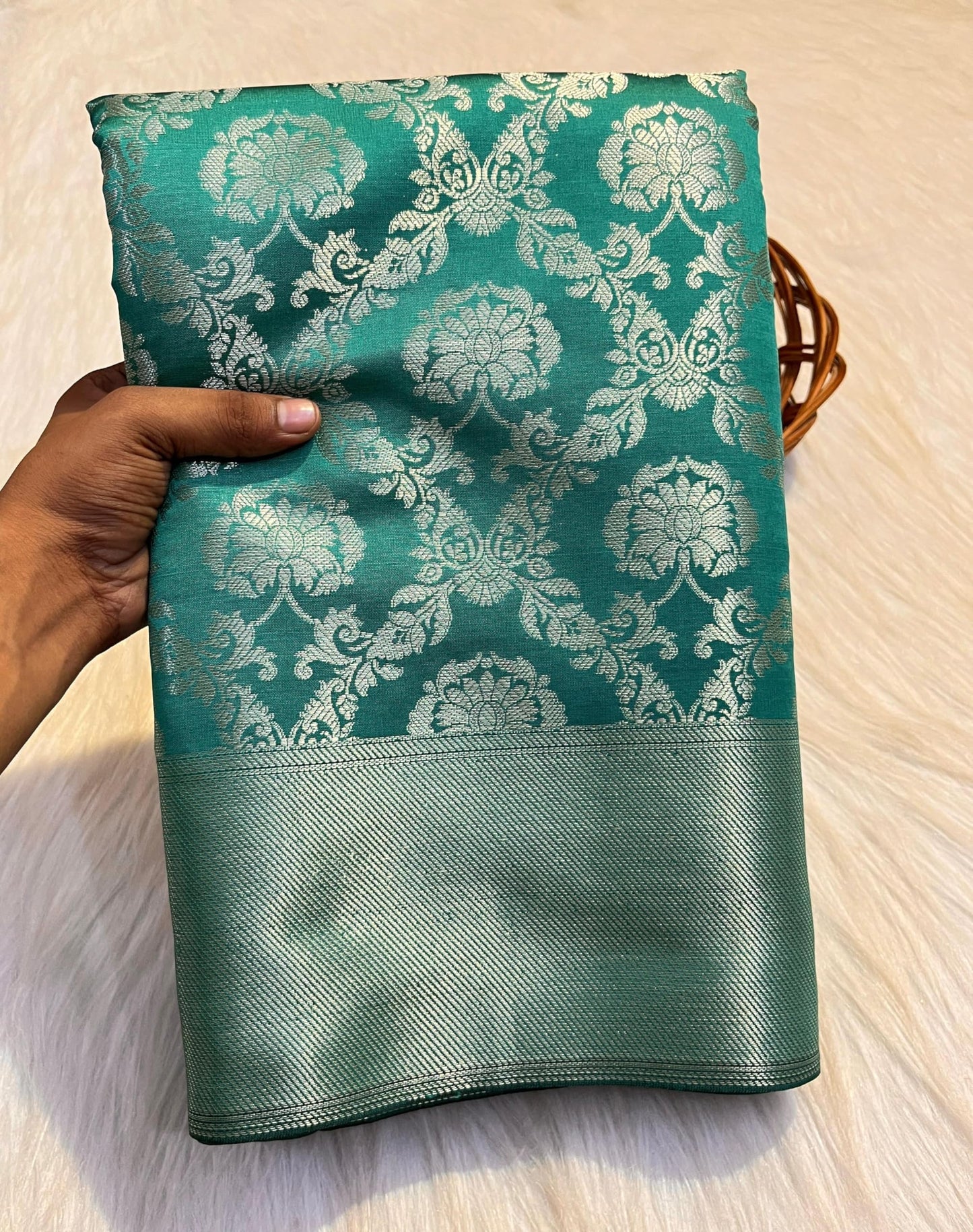 HAIDER ALI AND SONS Pure Banarasi Soft Katan Silk Saree for Women | Traditional Saree Banarsi Design with Blouse Piece for Women & Girls | Jacquard saree 6.50 Meters_10