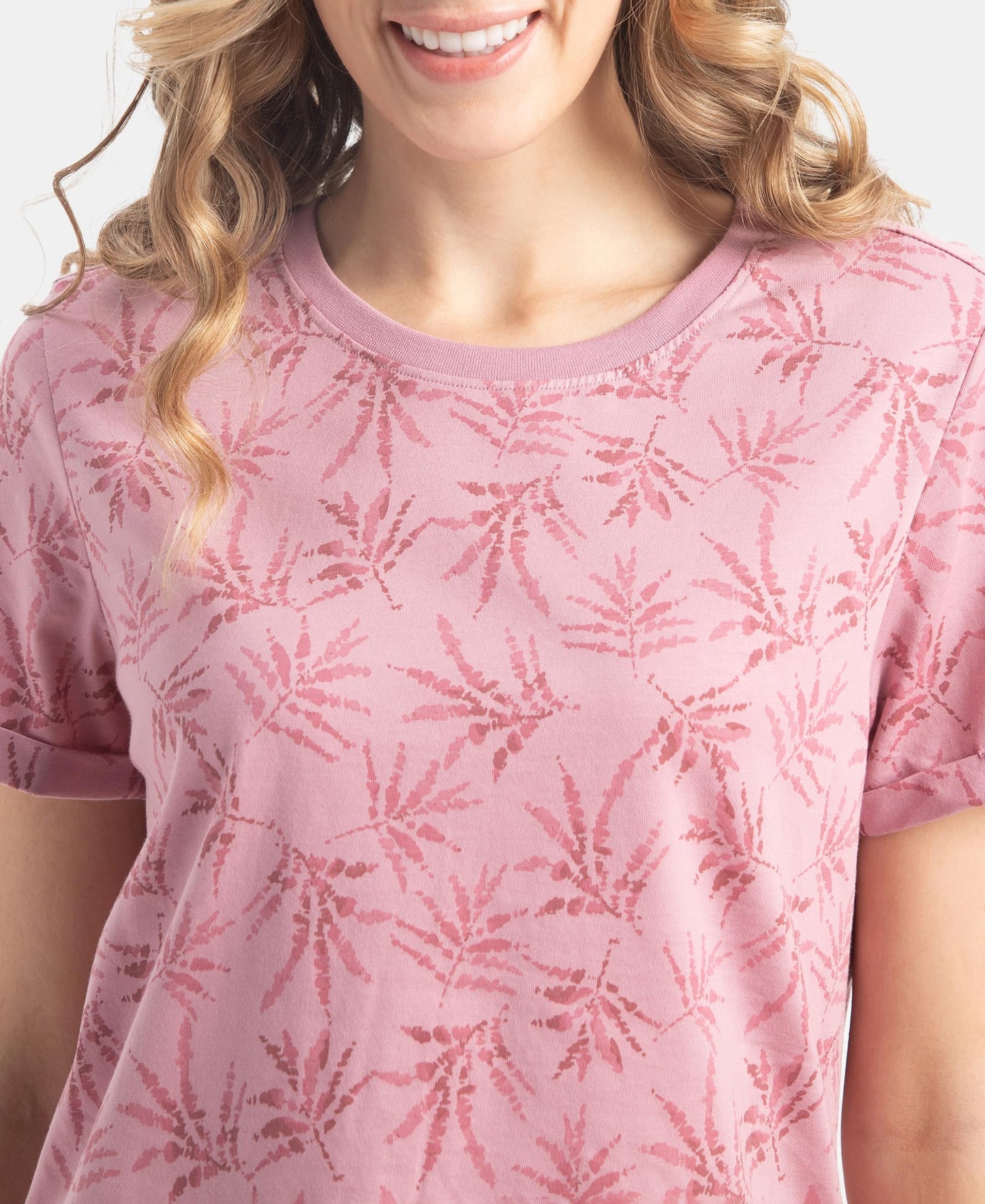 Jockey A144 Women's Super Combed Cotton Relaxed Fit Printed Half Sleeve T-Shirt_Lilas_XL