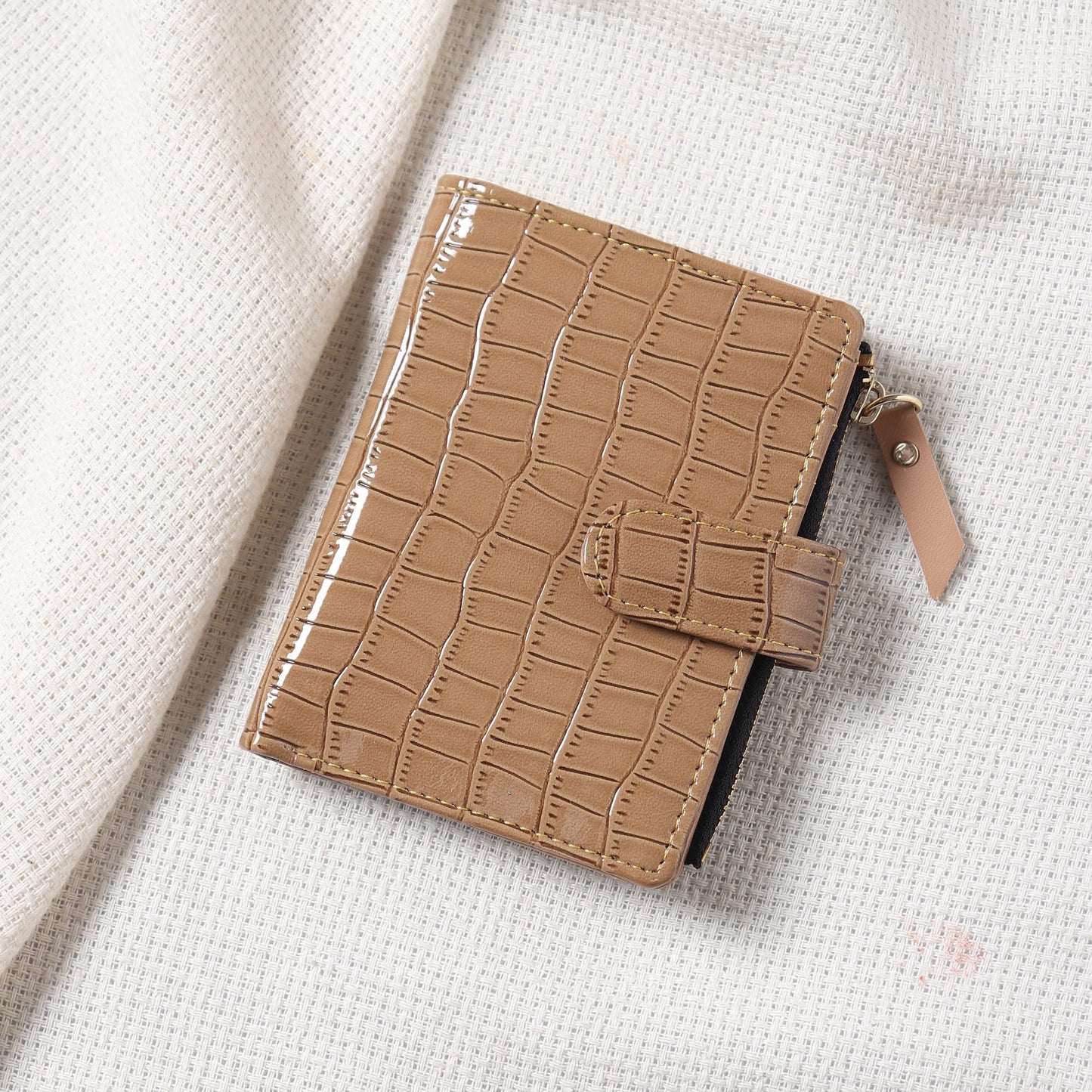 TnW Small Women's Wallet -PU Leather Multi Wallets | Credit Card Holder | Coin Purse Zipper -Small Secure Card Case/Gift Wallet for Women(Beige)