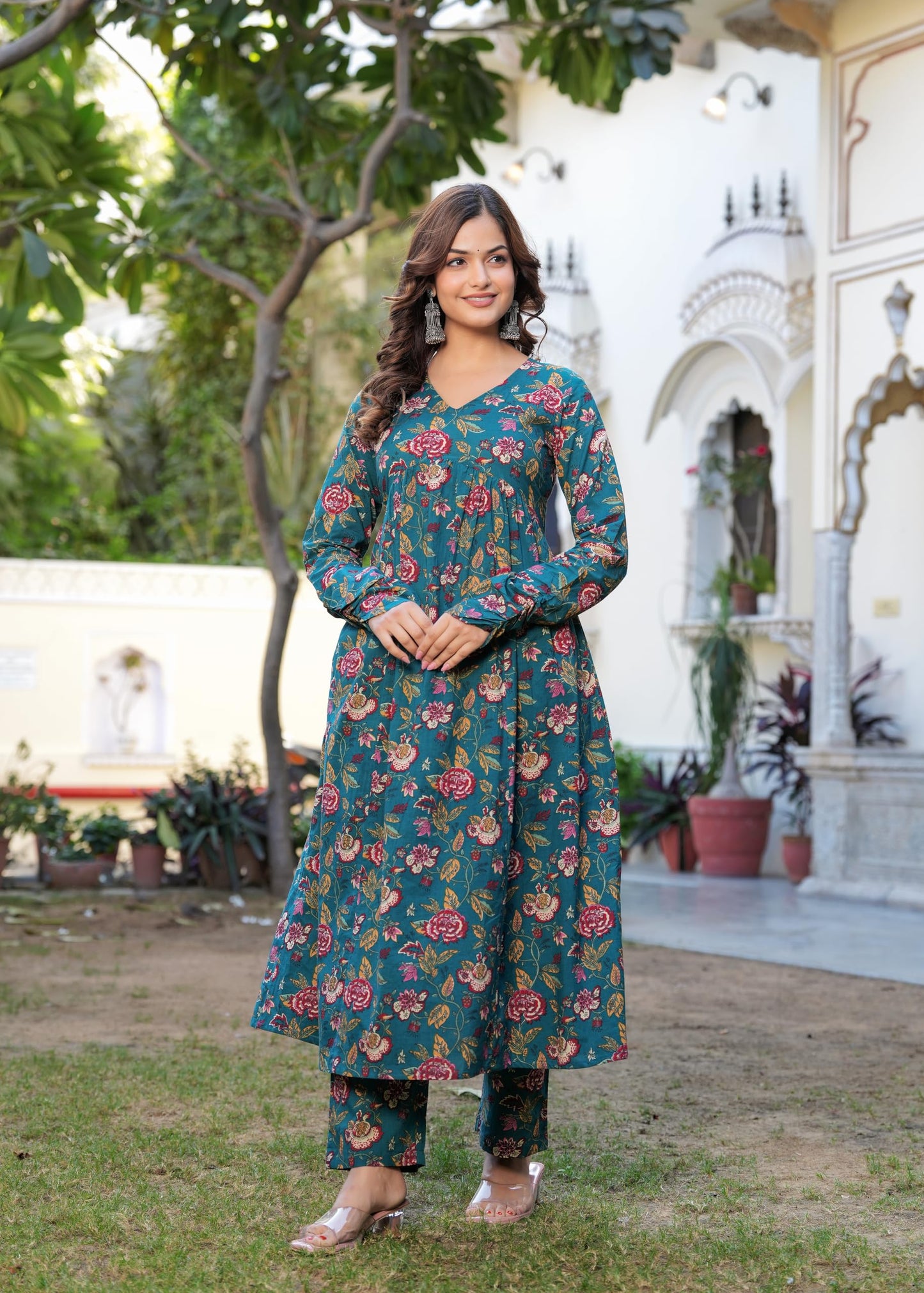 Manojava Women's Floral Printed Anarkali Kurta, Pant and Dupatta Set (IN, Alpha, M, Regular, Big, Blue)