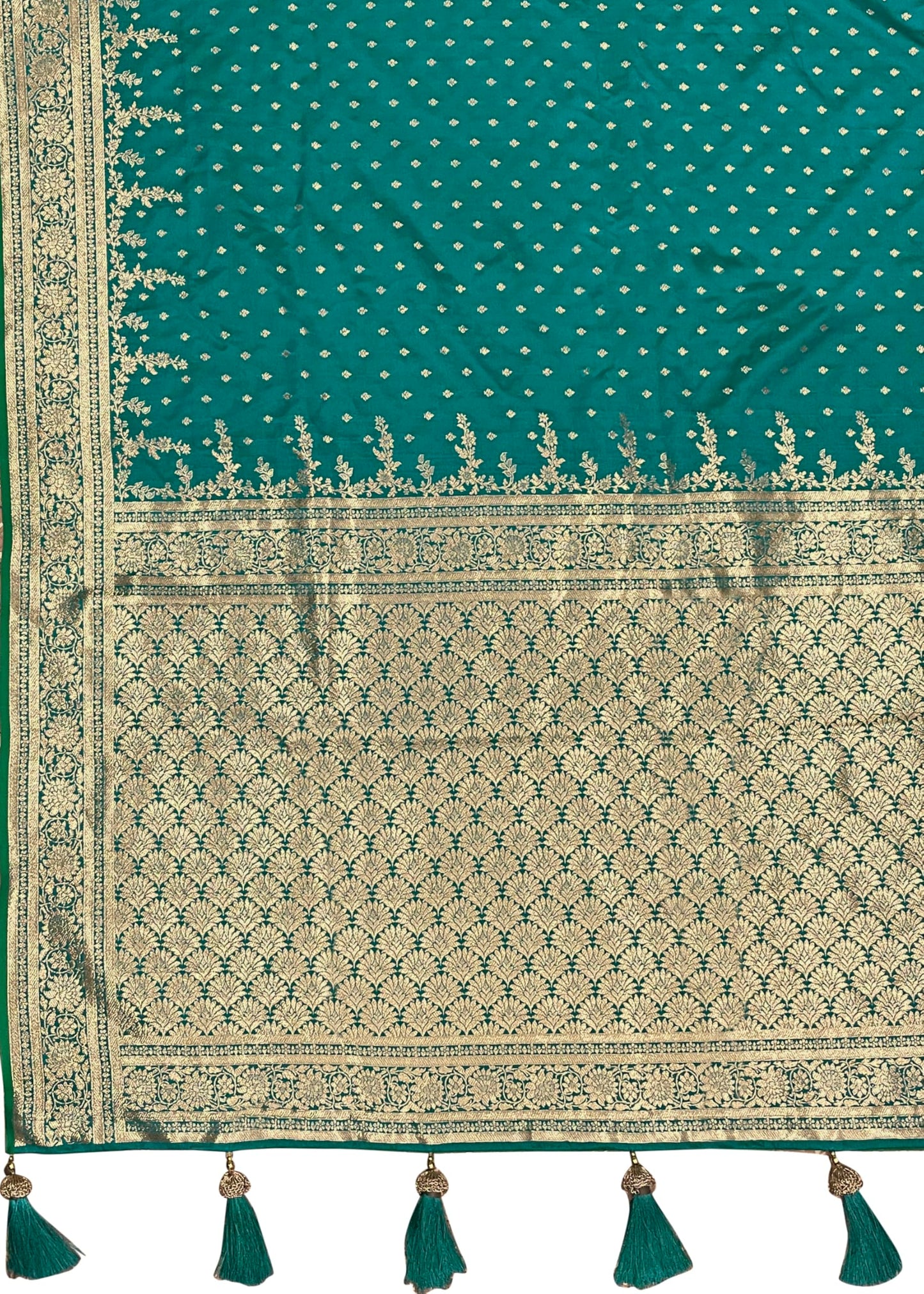 MANOHARI Women's Most Trendy Banarasi Satin Silk Woven Green Saree With Heavy Jacquard Work Saree With Blouse Piece_MN1995