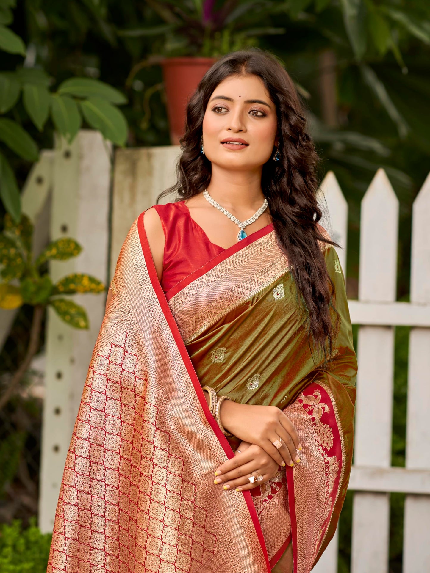 MANOHARI Women's Most Trendy Banarasi Satin Silk Woven Olive Green Animal Design Pattern Pattern Saree With Heavy Jacquard Work Saree With Blouse Piece_MN2037