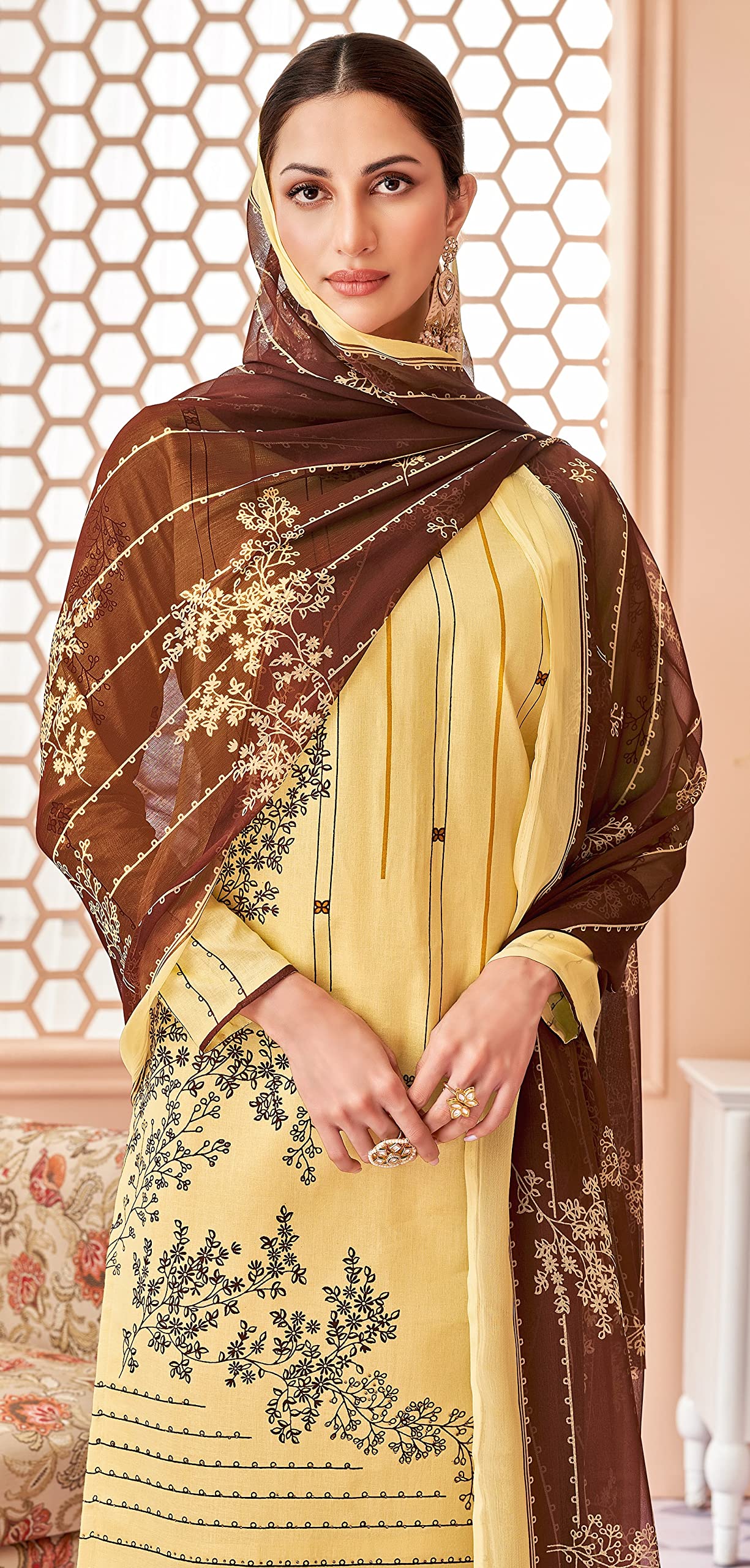 DRAVINAM Trends Womens Suit Set (Unstitch Dress Material)